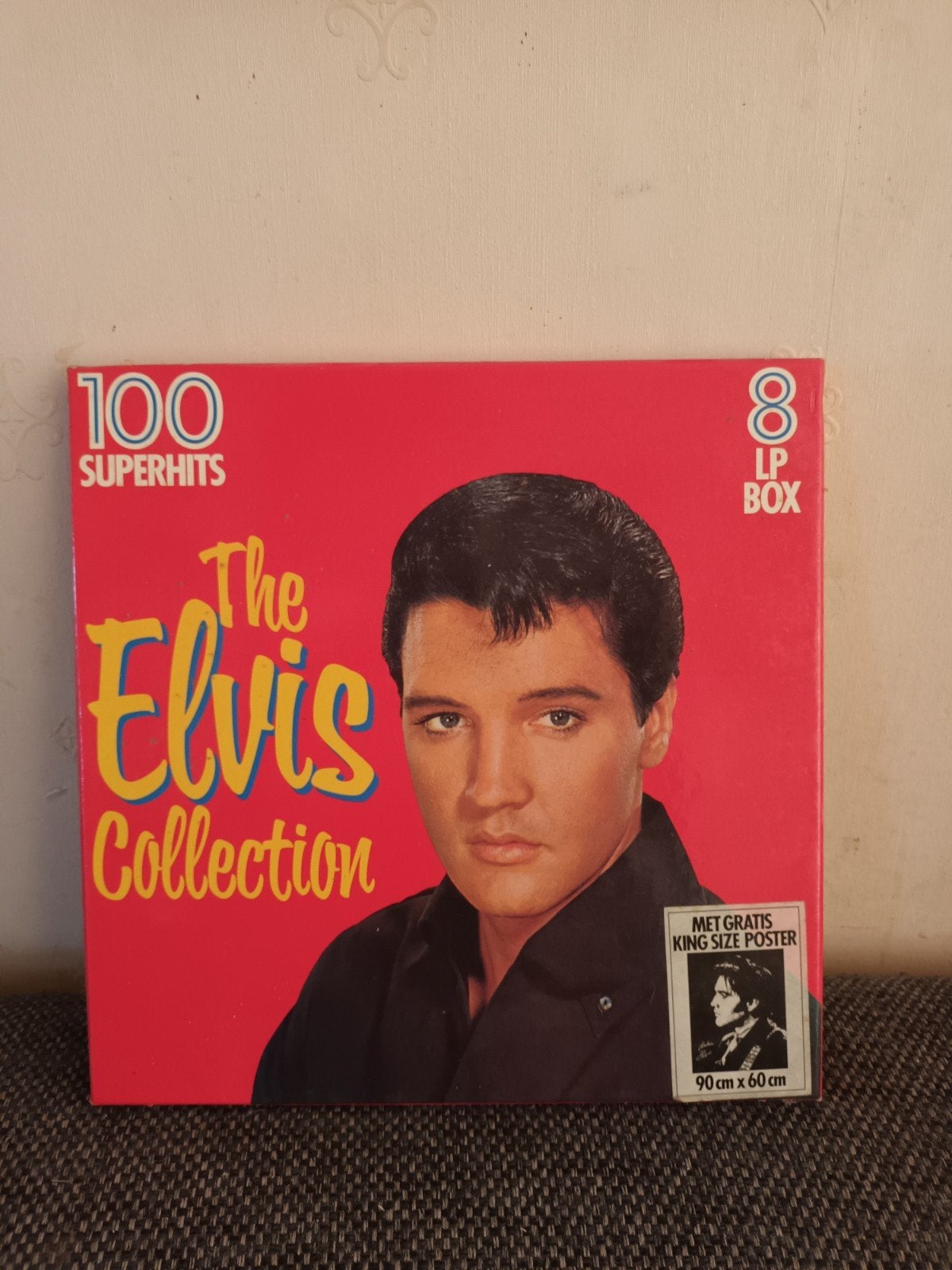 Elvis box, Verzamelen, Ophalen