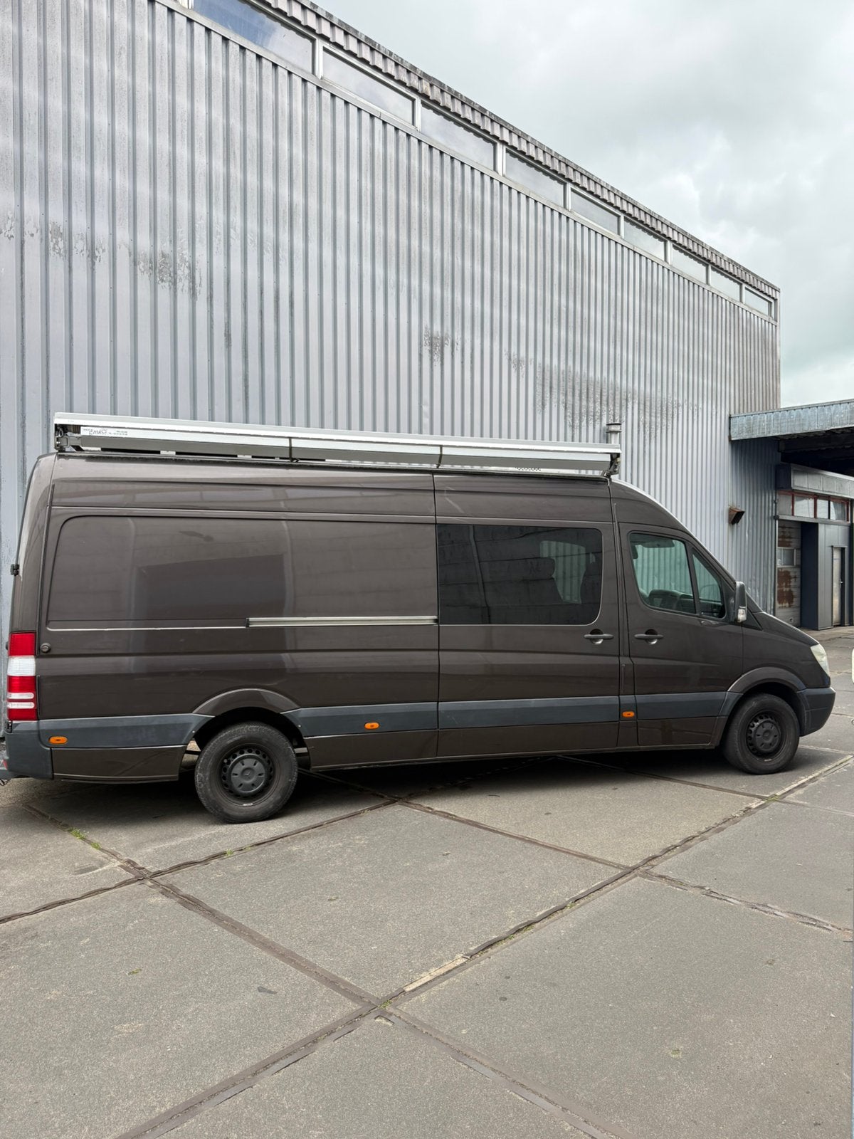 Mercedes benz Sprinter motorsport kart motorcross camper, Buscamper of Camperbus, Tot en met 2, Particulier, 4 tot 5 meter