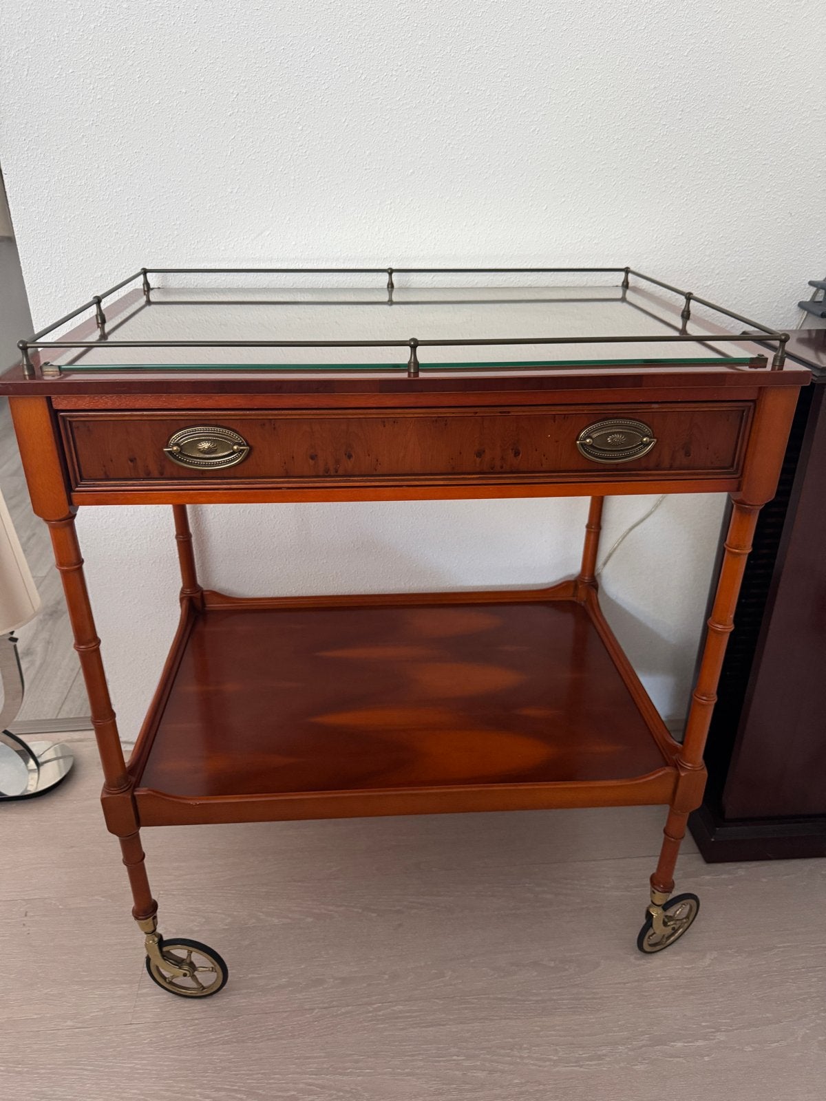 Heldense Vintage Serveerwagen met Wieltjes - Goede Staat, Ophalen