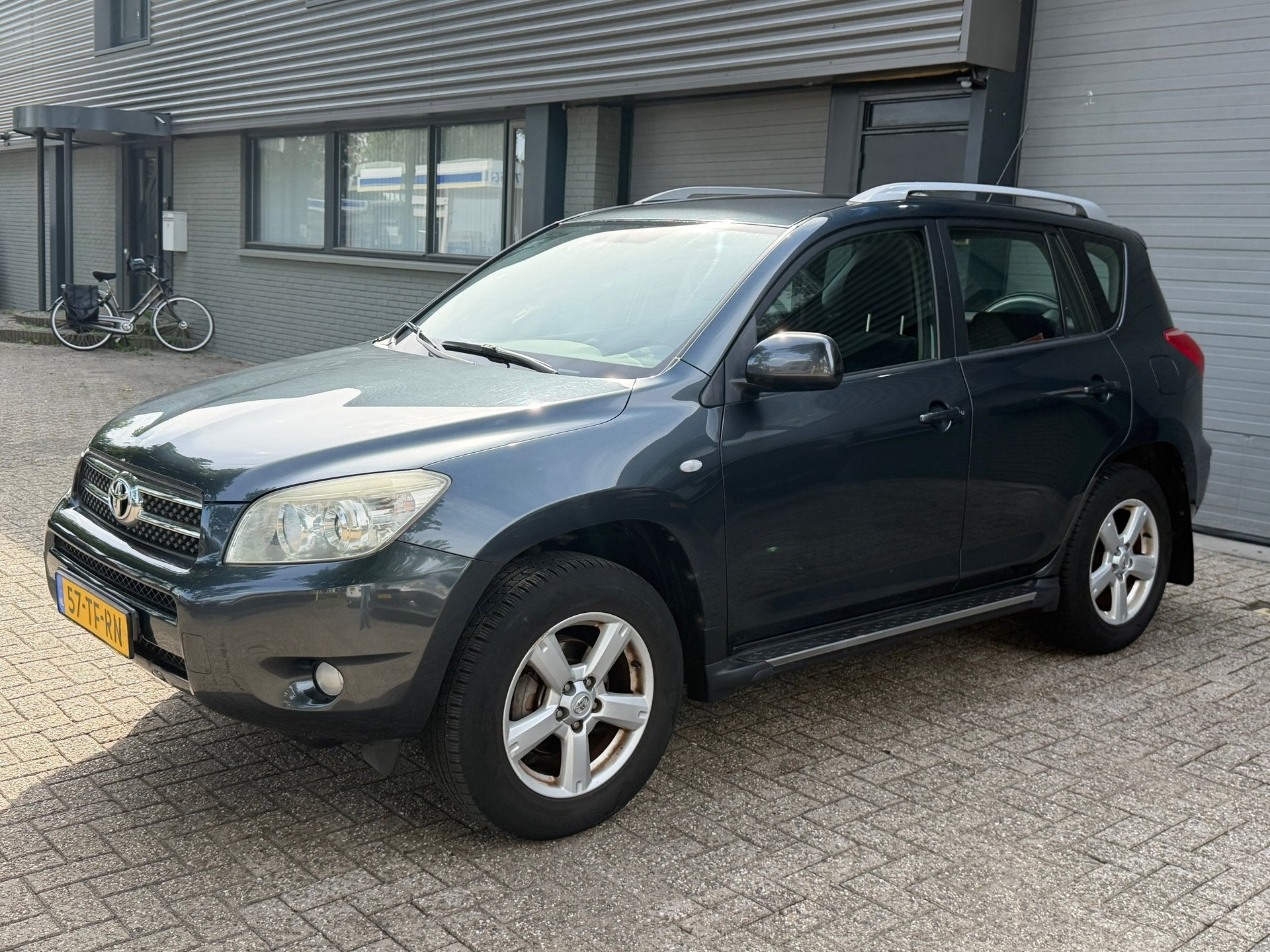Toyota RAV4 2.0 VVTi Linea Sol 4x4, 1998 cc, 4 cilinders, 2000 kg, Origineel Nederlands