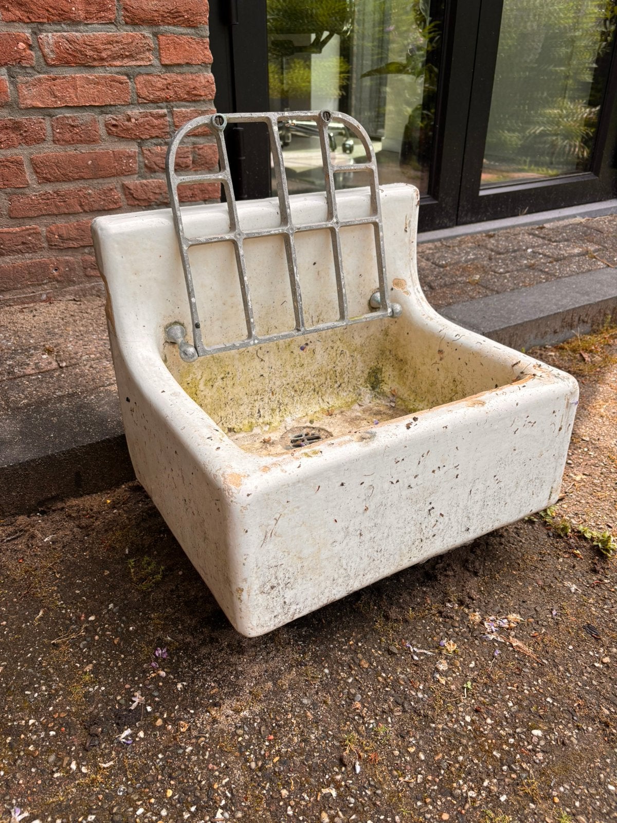 Oude wasbak voor in de tuin, komt uit jaren 20 villa, Ophalen, Gebruikt