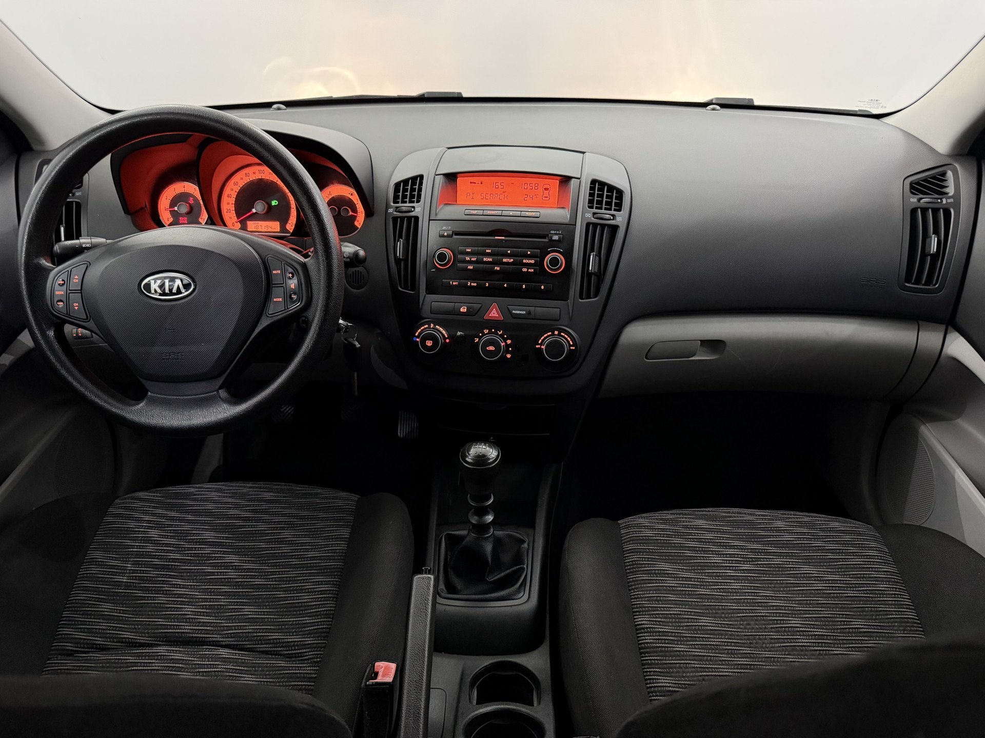 Kia cee'd 1.4 X-ecutive Inruilauto’s tegen vaste prijzen., Auto's, Stof, Gebruikt, 4 cilinders, 1396 cc