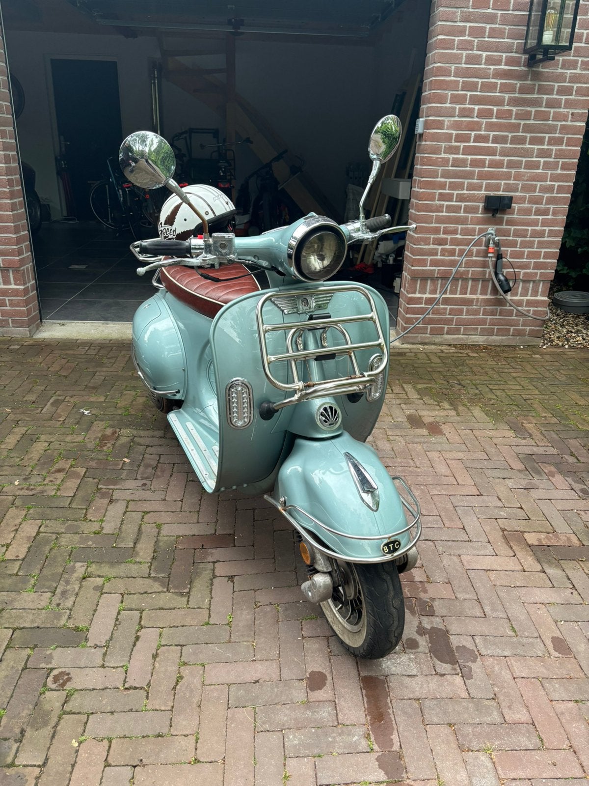 BTC Scooter, BESCHRIJVING, Gebruikt, Benzine, Ophalen, Overige merken