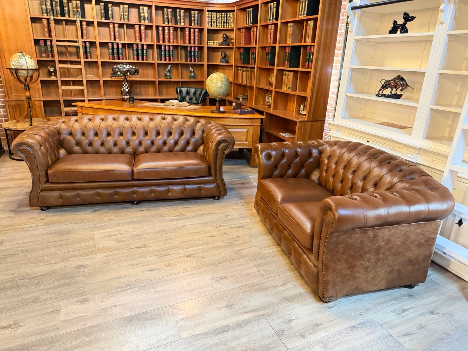 Chesterfield banken 3+2 zits Springvale Engeland cognac leer, Info@chesterfieldjunkie.nl, Ophalen of Verzenden, Zo goed als nieuw