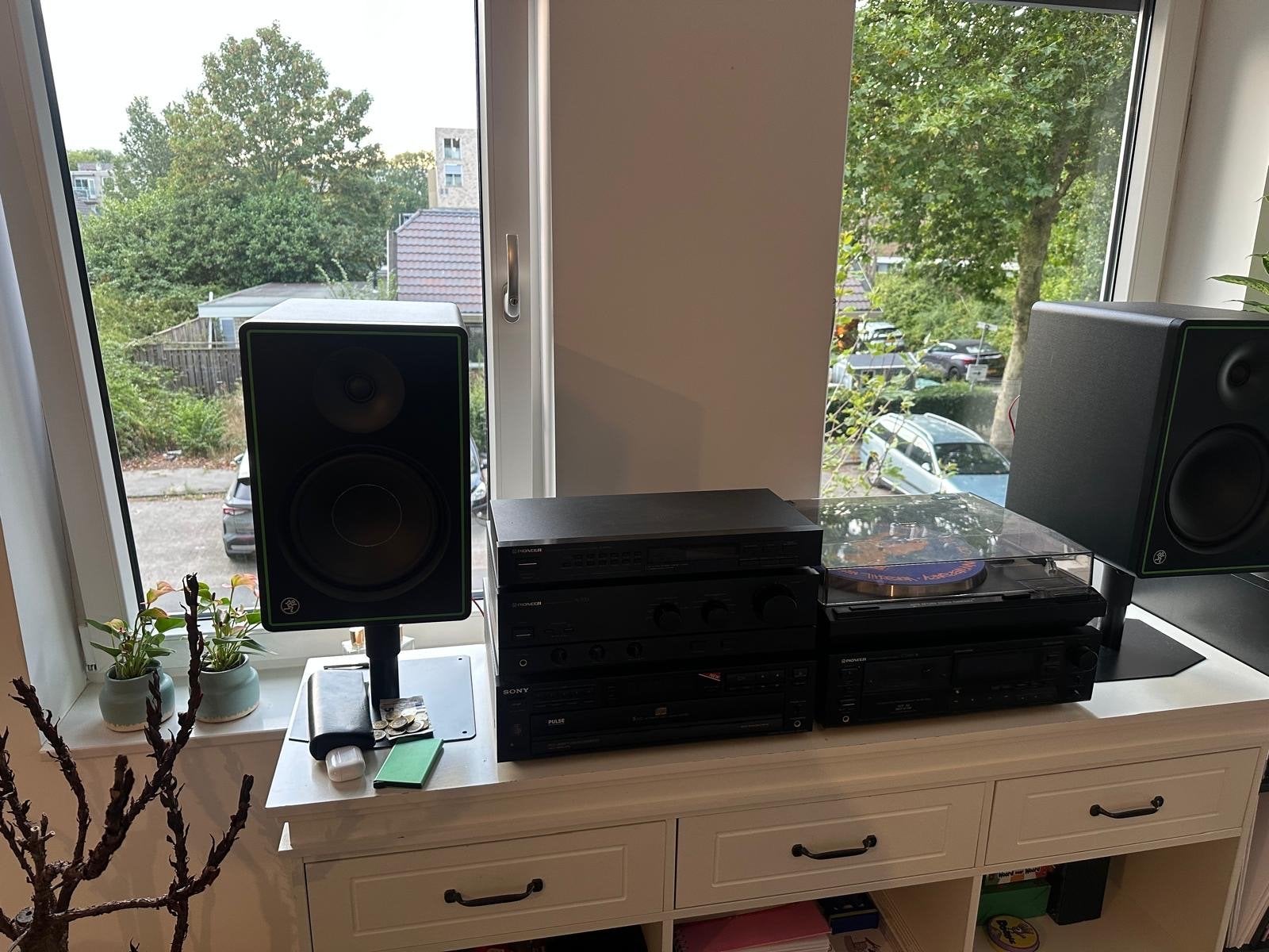 Mackie CR8-XBT Studiomonitoren 8” met Bluetooth, Studiomonitor, Zo goed als nieuw, Bluetooth, Ophalen