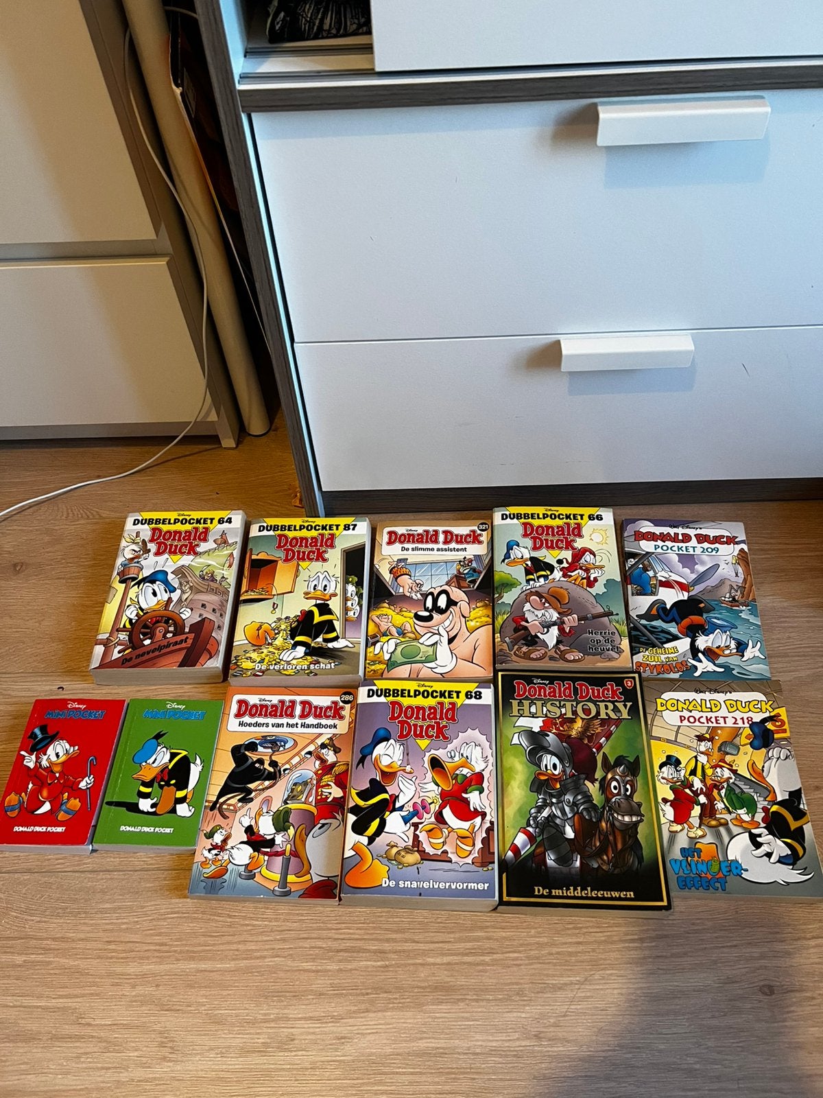 Donald duck pocket set, Meerdere stripboeken, Ophalen of Verzenden, Zo goed als nieuw