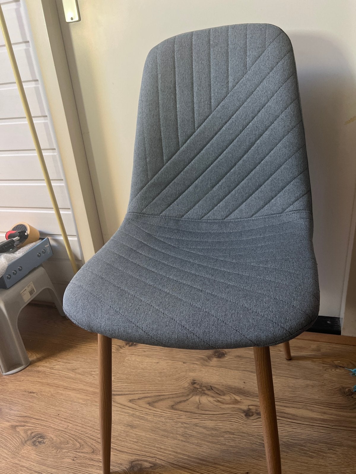 4 Eetkamerstoelen Grijs – Stoffen Bekleding, Ophalen, Zo goed als nieuw, Grijs, Stof
