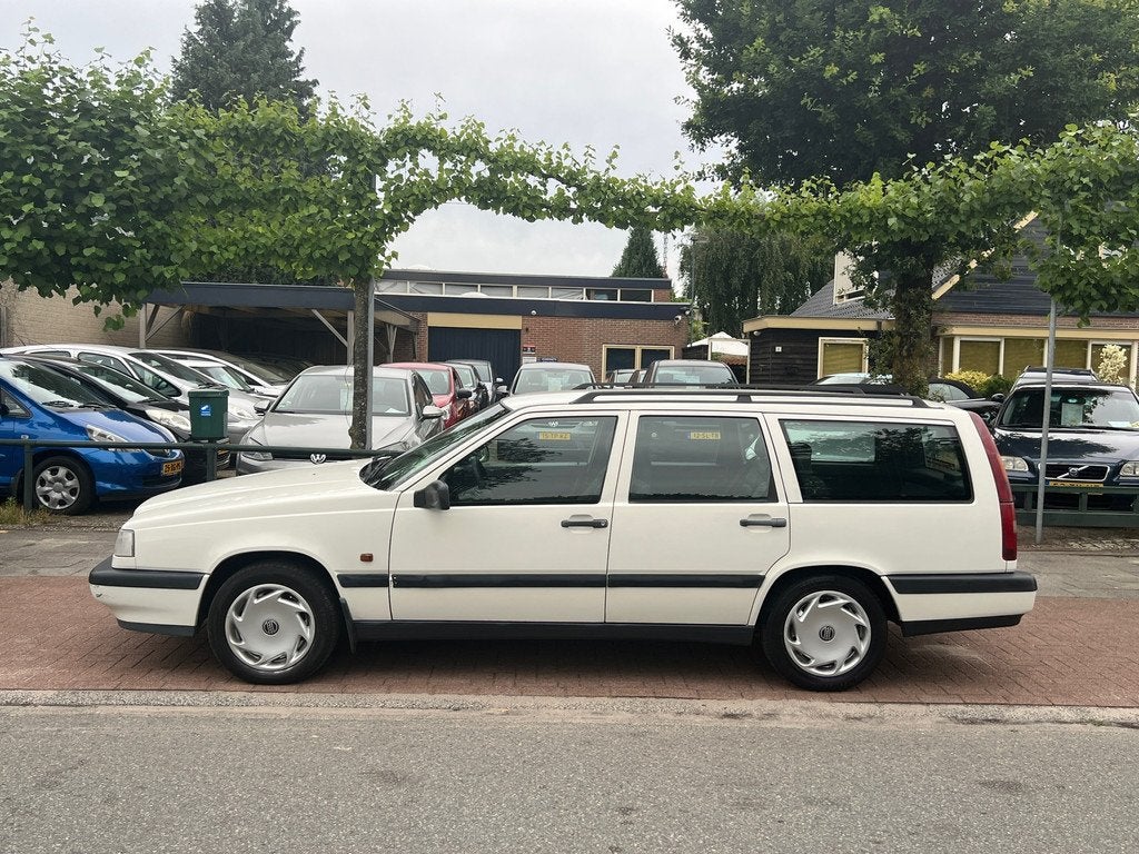 Volvo 850 2.0 *APK 07-2027|AIRCO|TREKHAAK, Auto's, Volvo, Gebruikt, 1984 cc, Wit, 11 km/l