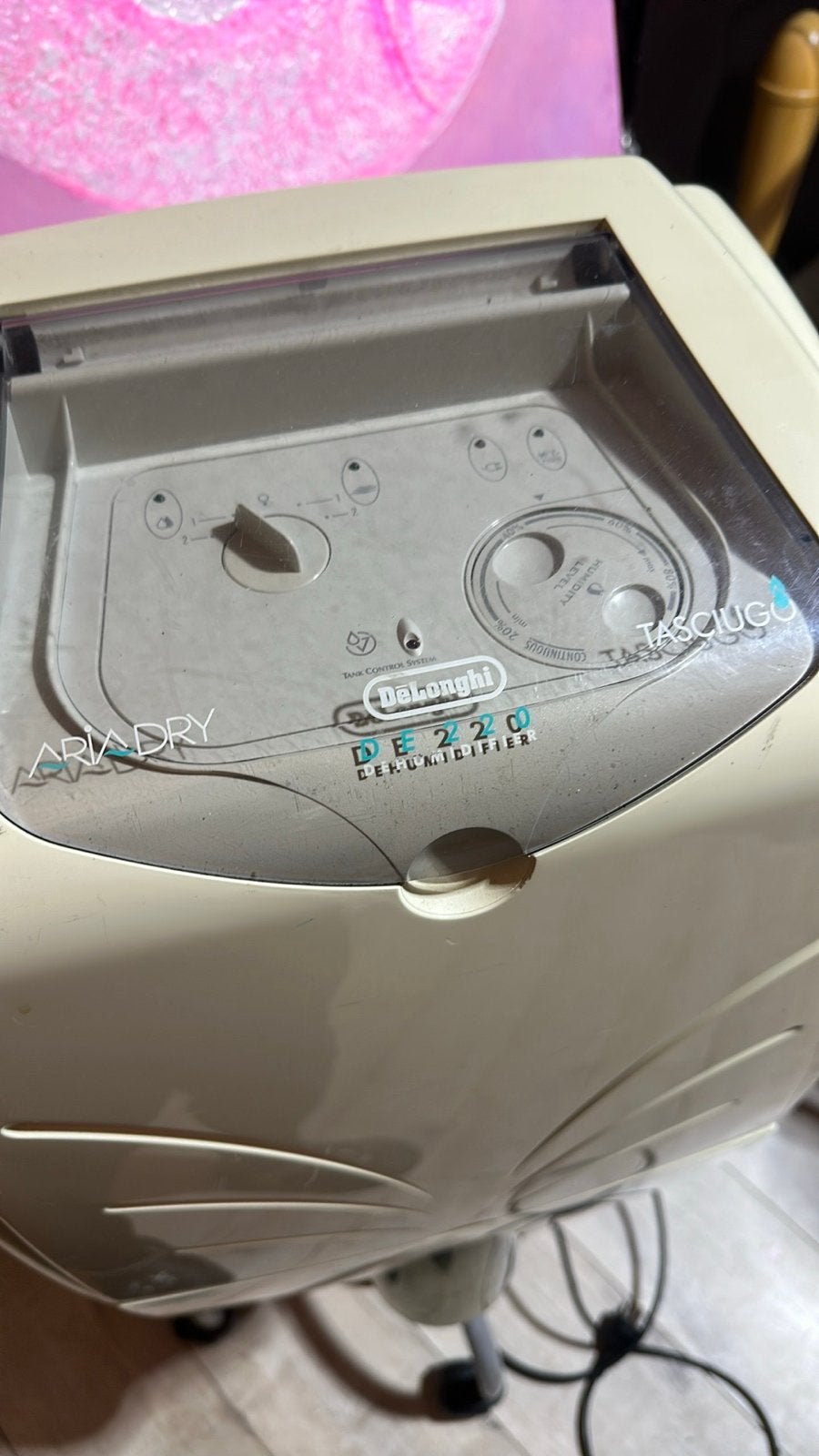 DeLonghi AriaDry DE 220 Luchtontvochtiger, Ophalen, Gebruikt, Luchtontvochter