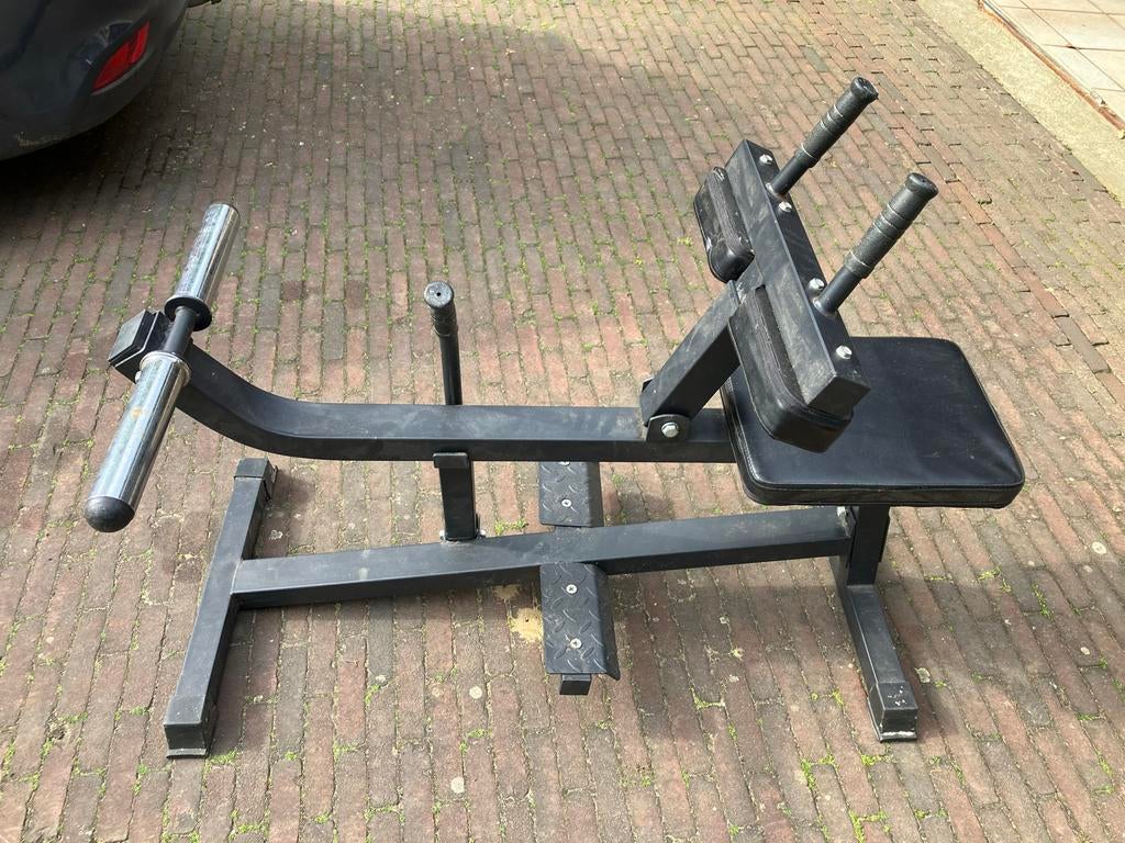 Seated calf raise / kuitentrainer plate loaded, Ophalen, Gebruikt, Krachtstation, Metaal