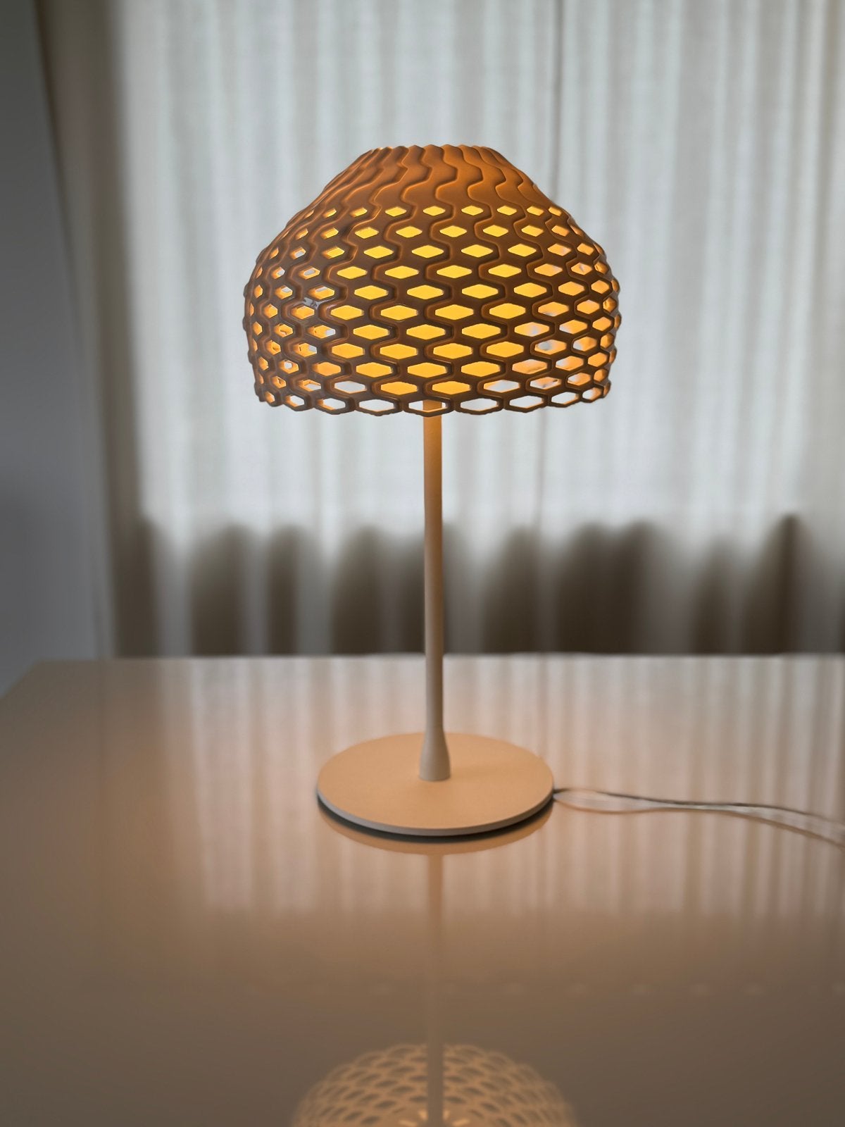 Flos tatou T1 tafellamp / lamp / bureaulamp, Huis en Inrichting, Lampen | Tafellampen, Zo goed als nieuw, Kunststof, Metaal, Ophalen