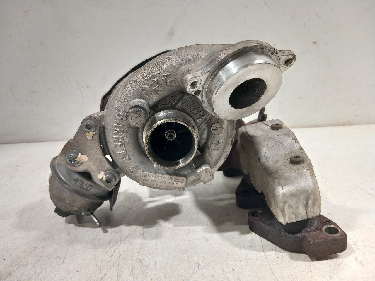 Turbo Volkswagen Passat, Onderdelen@venauto.nl, Van der Ven Autorecycling B.V., Gebruikt, Ettenseweg 76, 4706 PB Roosendaal, The Netherlands