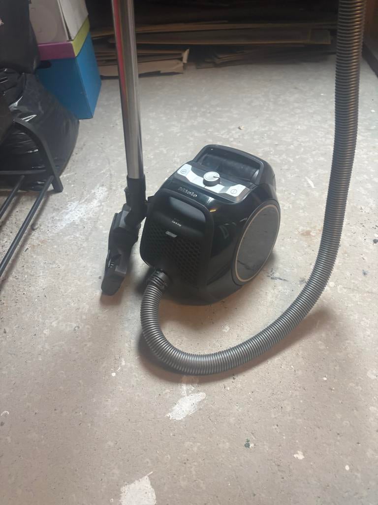 Miele Boost CX1 Cat & Dog Stofzuiger Zwart, Witgoed en Apparatuur, Stofzuigers, Ophalen, Zo goed als nieuw, Reservoir, Minder dan 1200 watt