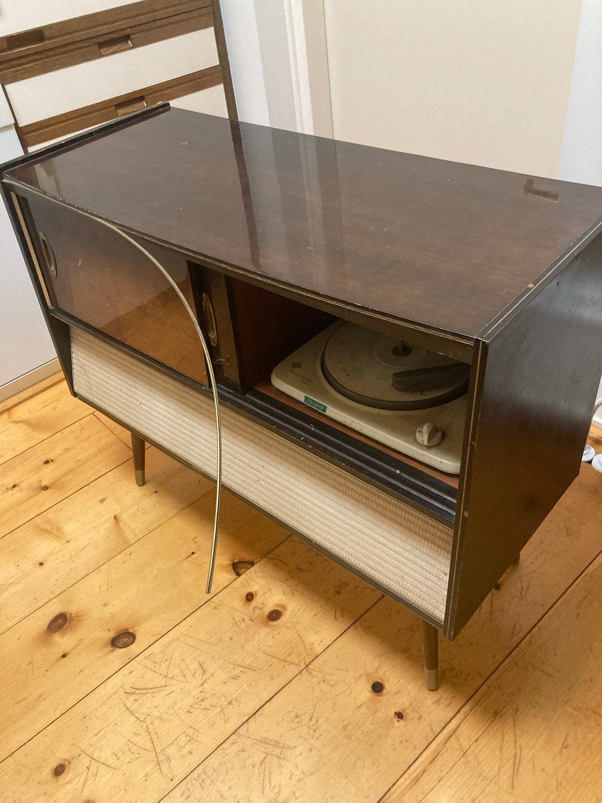 Vintage Leinetal Radiomeubel met Telefunken Platenspeler, Antiek en Kunst, Ophalen