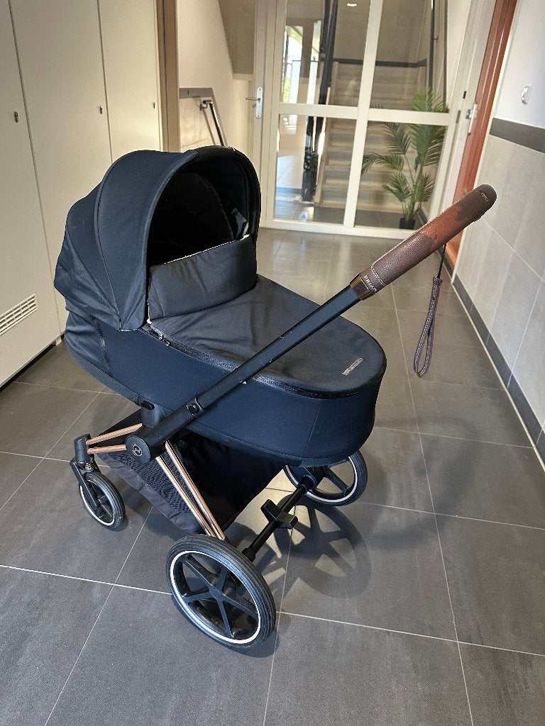 Complete 4 in 1 CYBEX Platinum Kinderwagen PRIAM, Zo goed als nieuw, Combiwagen, Verstelbare duwstang, Ophalen