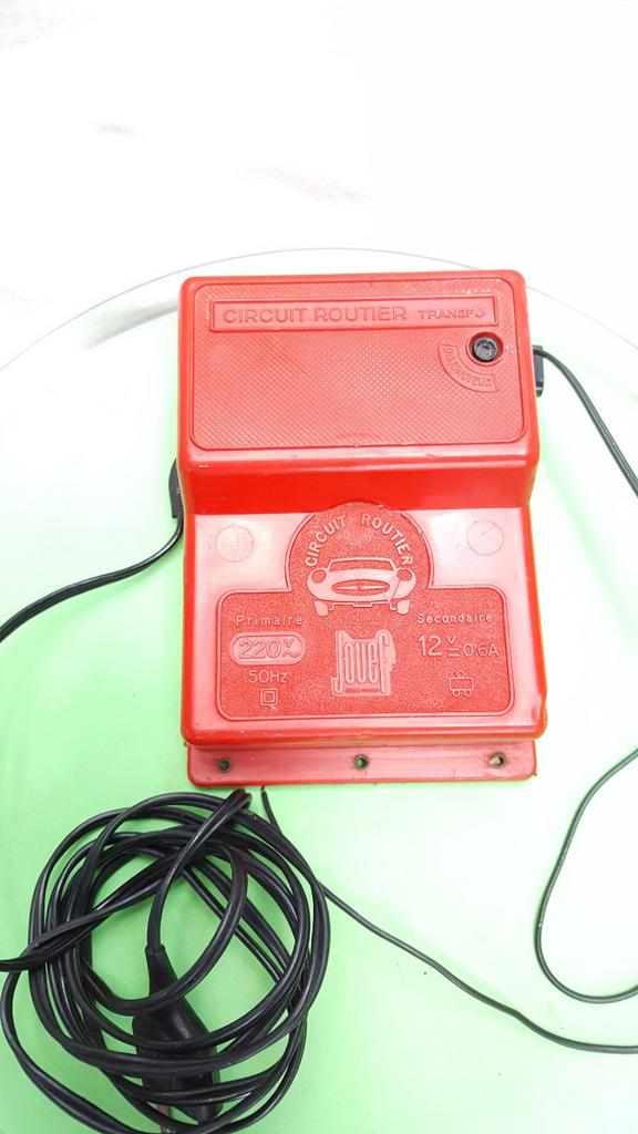 Jouef race baan transformator 12v DC 0,6A 1967, Hobby en Vrije tijd, Elektronica-componenten, Ophalen of Verzenden, Gebruikt
