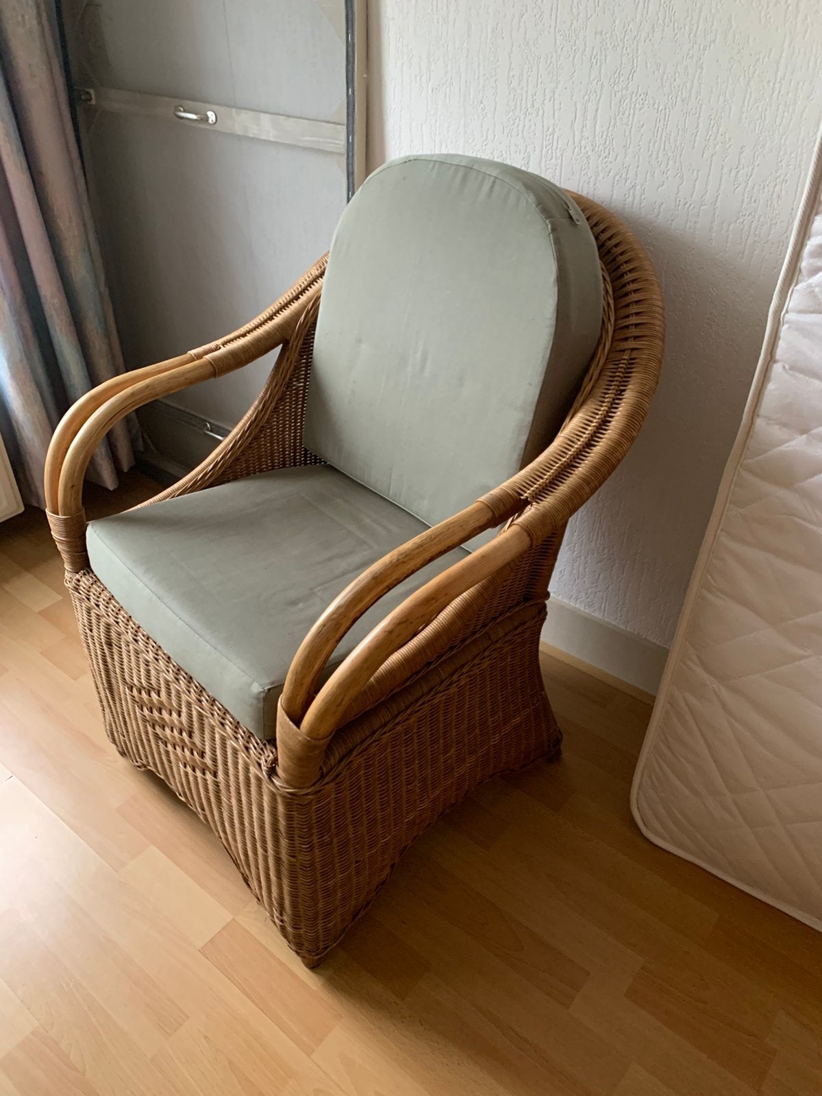 Mooie zgan rieten stoel rotan fauteuil, Ophalen, Zo goed als nieuw, Minder dan 75 cm, 50 tot 75 cm