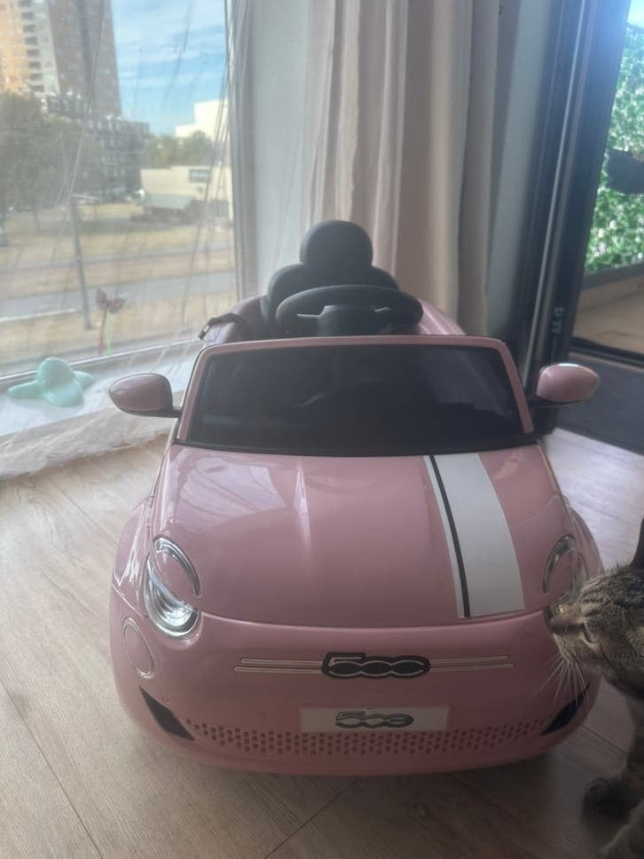 Roze Fiat 500 Kinderauto - Elektrisch, Ophalen of Verzenden, Nieuw, Loopvoertuig