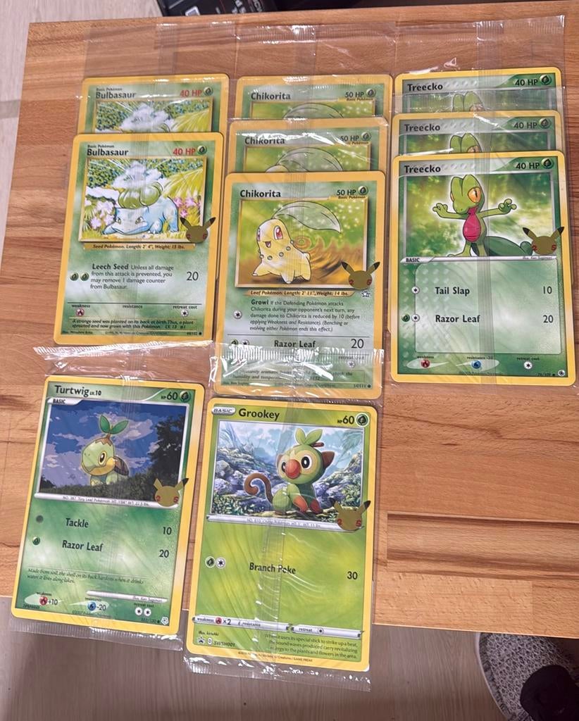 Pokémon Celebrations starters jumbo, Hobby en Vrije tijd, Verzamelkaartspellen | Pokémon, Nieuw, Meerdere kaarten, Ophalen of Verzenden