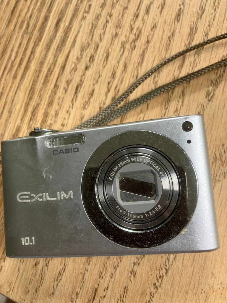 Casio  EX-Z100 Camera, Ophalen of Verzenden, Gebruikt, Overige Merken, 4 t/m 7 keer
