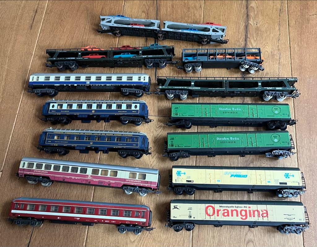 Diverse Lima modeltreinwagons, Hobby en Vrije tijd, Modeltreinen | H0, Gebruikt, Gelijkstroom of Wisselstroom, Wagon, Ophalen of Verzenden