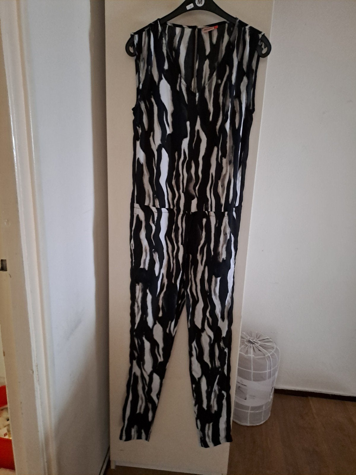 ONLY Jumpsuit Kassidy S/L - Maat 36 - Zwart/Wit, Kleding | Dames, Jumpsuits, Zwart, Ophalen of Verzenden, Maat 36 (S), ONLY