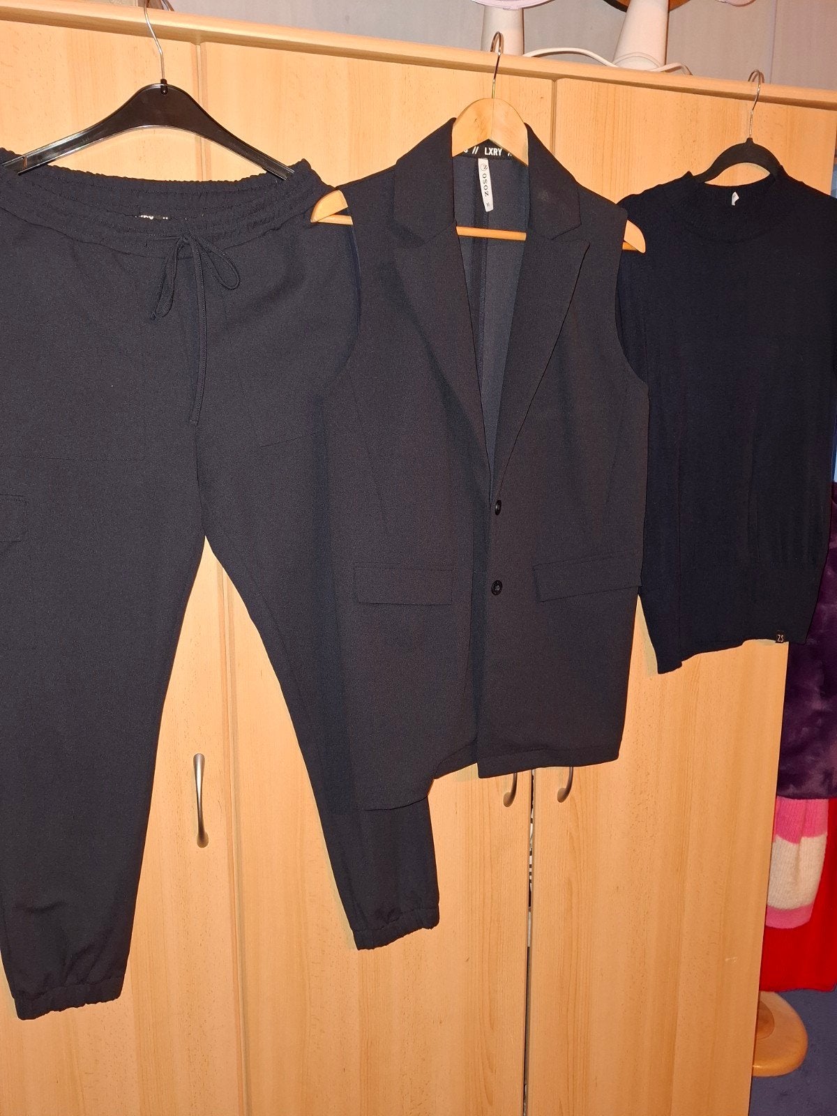 Zoso setje cargo broek, blazer, truitje draagmaat ruime 40., Maat 38/40 (M), Kostuum of Pak, Blauw, Ophalen of Verzenden