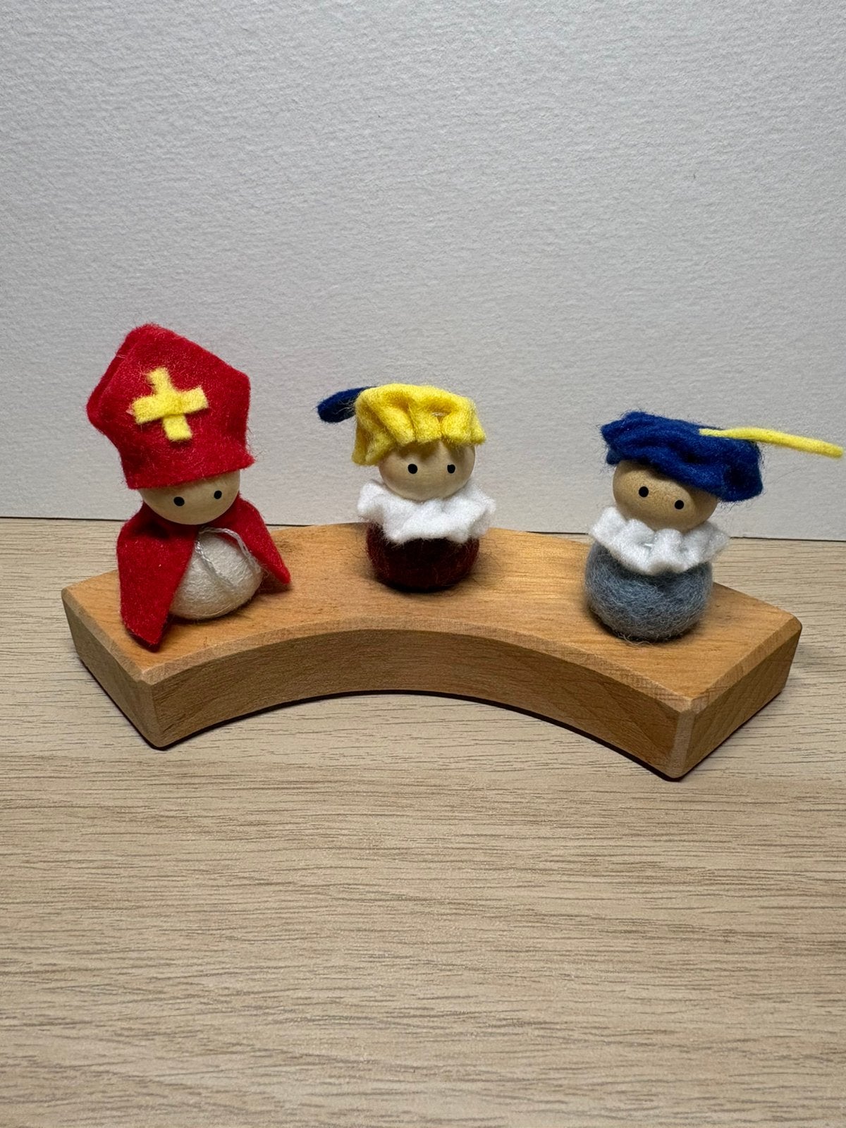 Seizoenstafel jaarring Sint en 2 pietjes, Ophalen of Verzenden, Nieuw