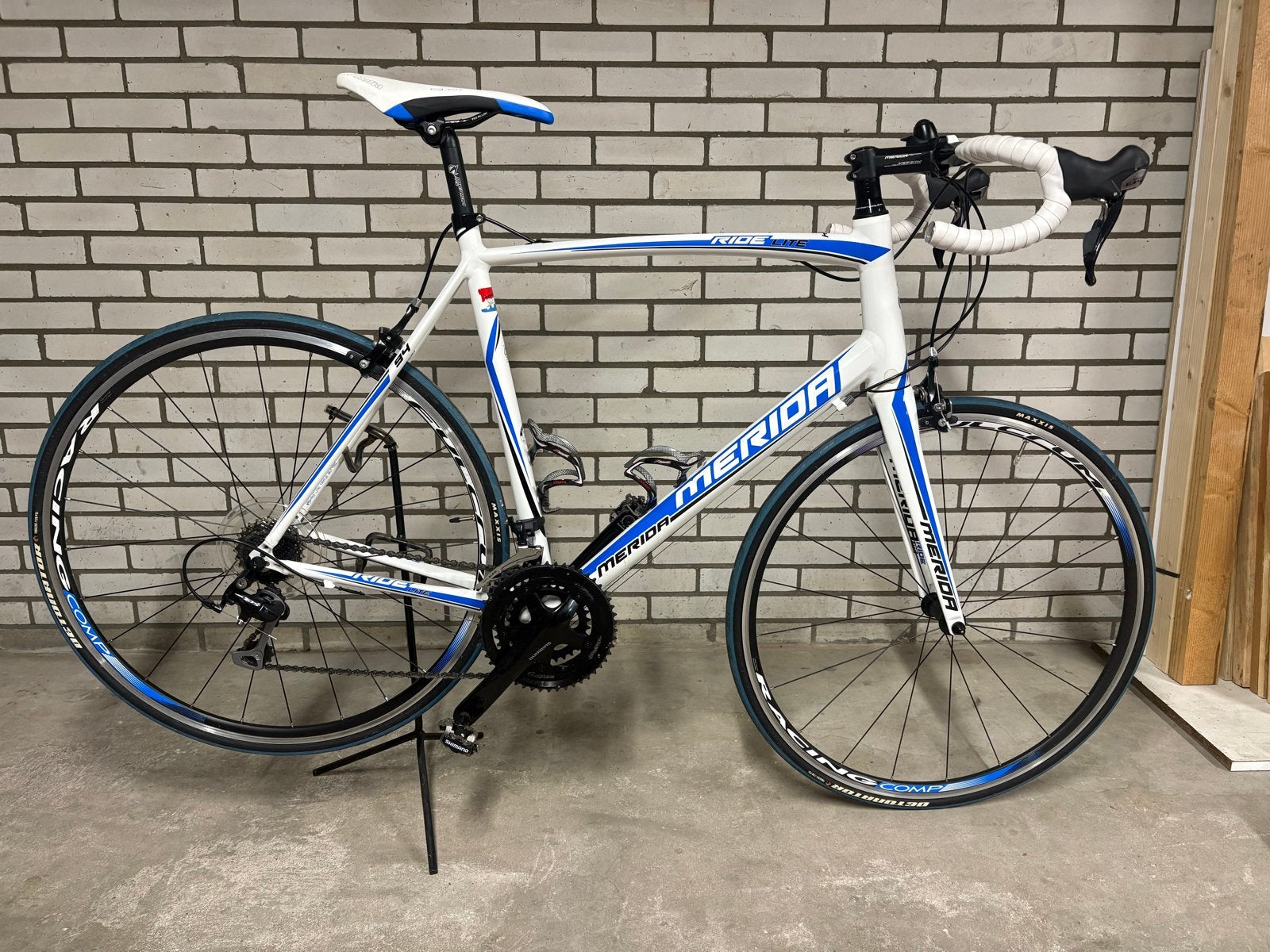 Prijs daling!Merida Racefiets met Tacx Bushido Smart Trainer, 28 inch, Gebruikt, Aluminium, Meer dan 20 versnellingen