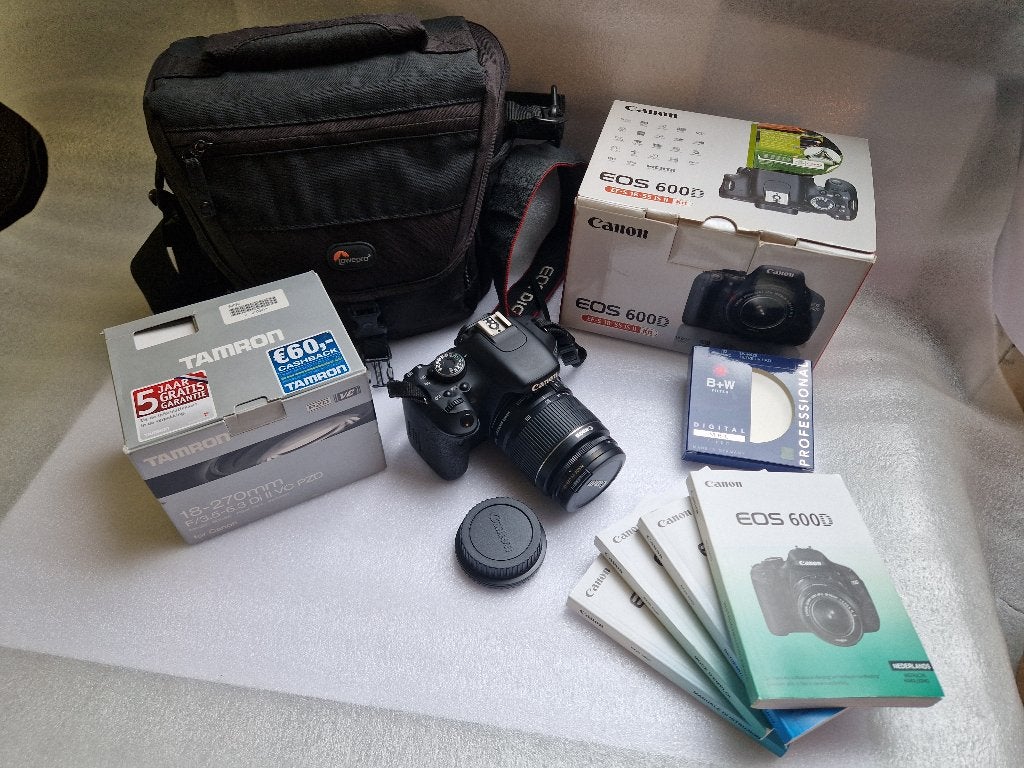 Canon EOS 600D + Tamron 18-270mm Superzoom – Zeer Compleet!, Audio, Tv en Foto, Fotocamera's Digitaal, 18 Megapixel, Spiegelreflex