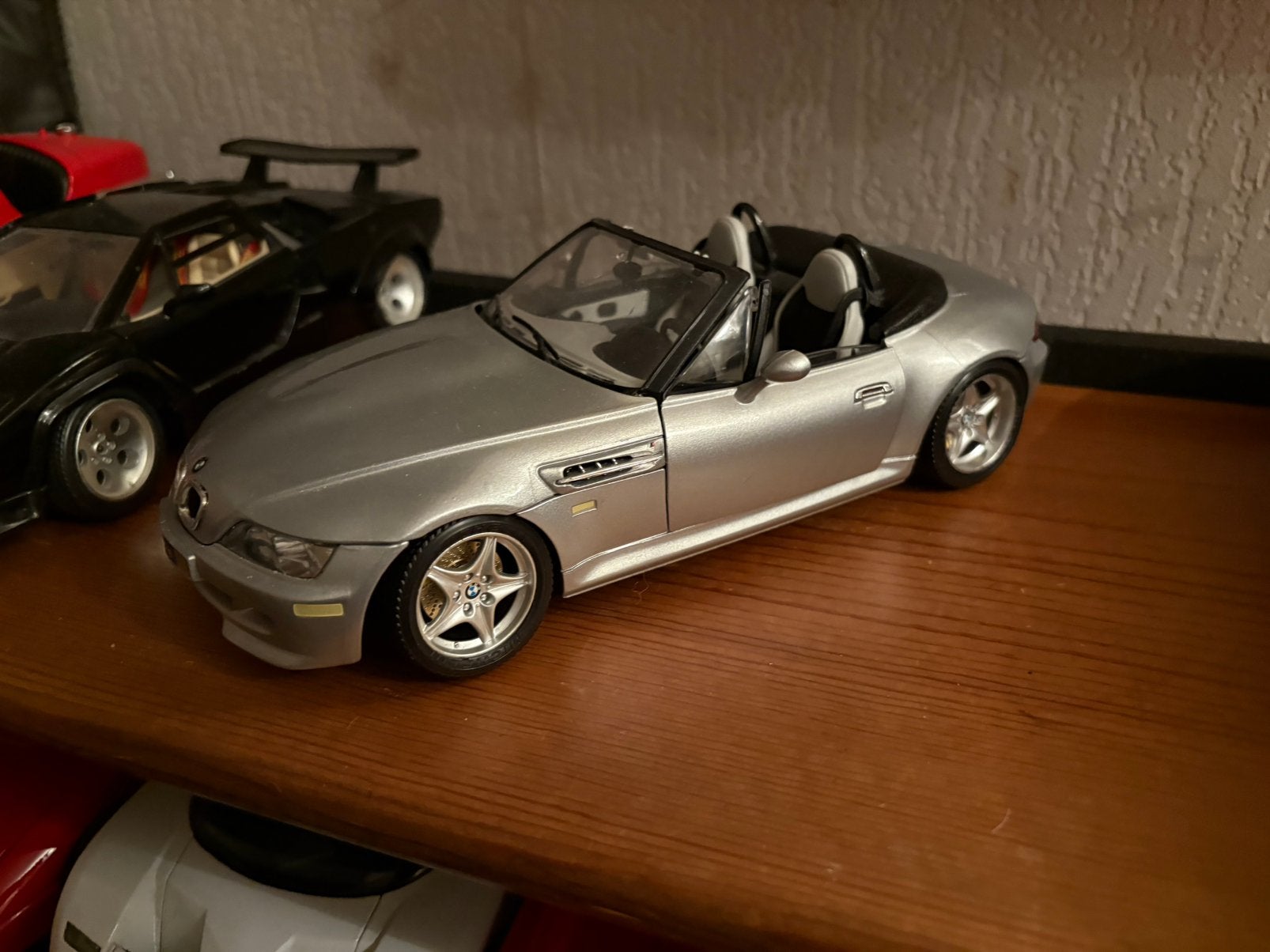 BMW.    Roadster.        Burago., Hobby en Vrije tijd, Modelauto's | 1:18, Ophalen of Verzenden, Zo goed als nieuw, Bburago