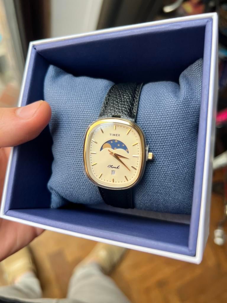 Timex x Noah Moonphase goud zwart Horloge nieuw, Ophalen of Verzenden, Zo goed als nieuw