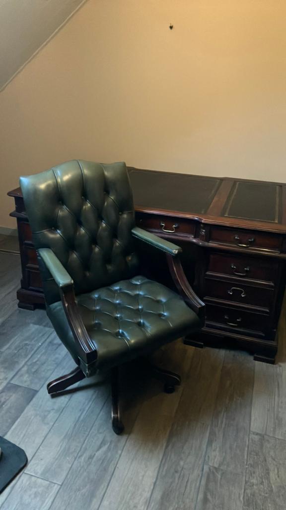 Engelse Chesterfield Bureaustoel Groen Leer, Ophalen, Gebruikt, Groen, Bureaustoel