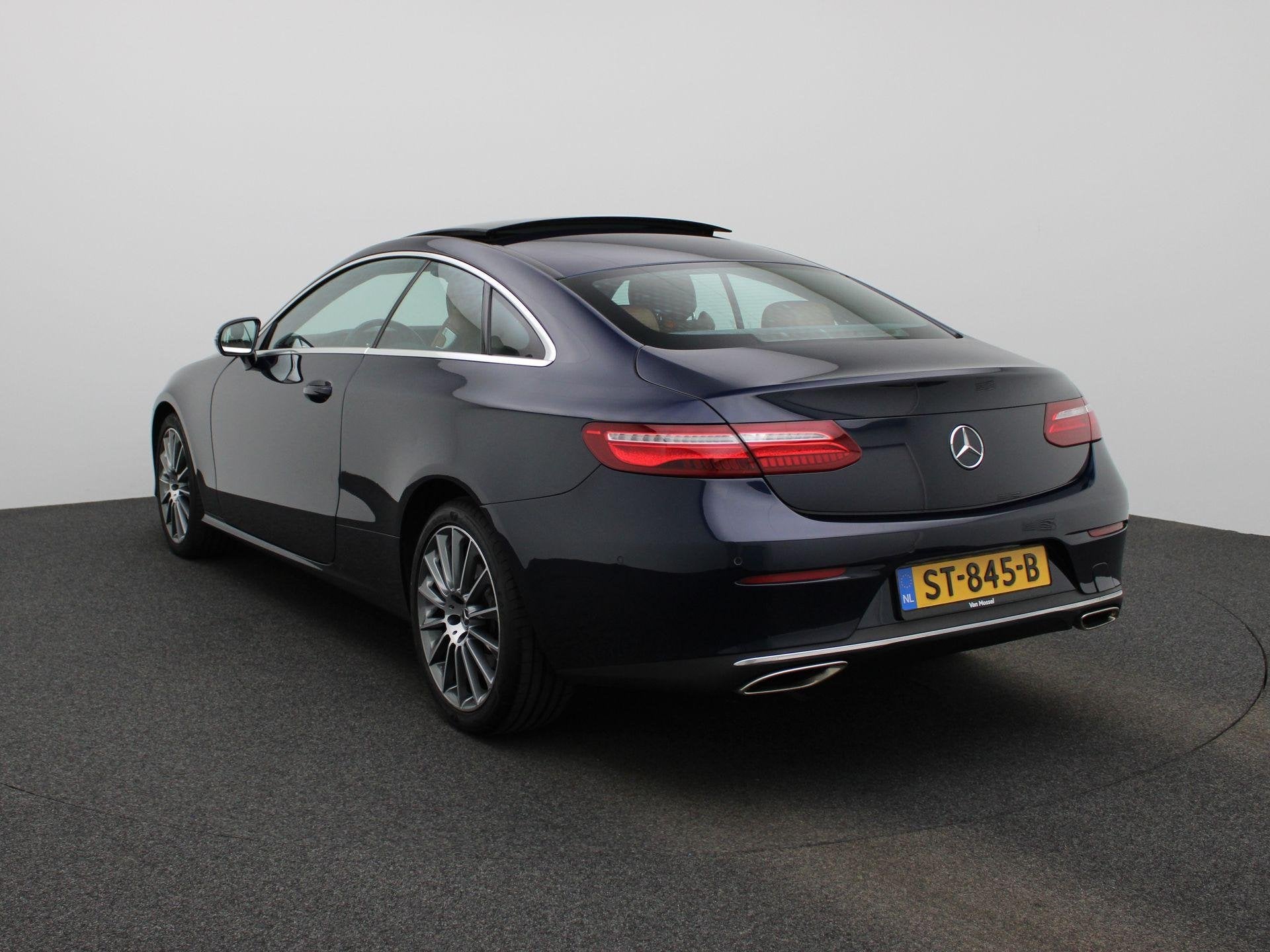 Mercedes-Benz E-klasse Coupé 400 4MATIC Premium | Automaat, Auto's, Mercedes-Benz, Automaat, 12 maanden, Euro 6, 2996 cc