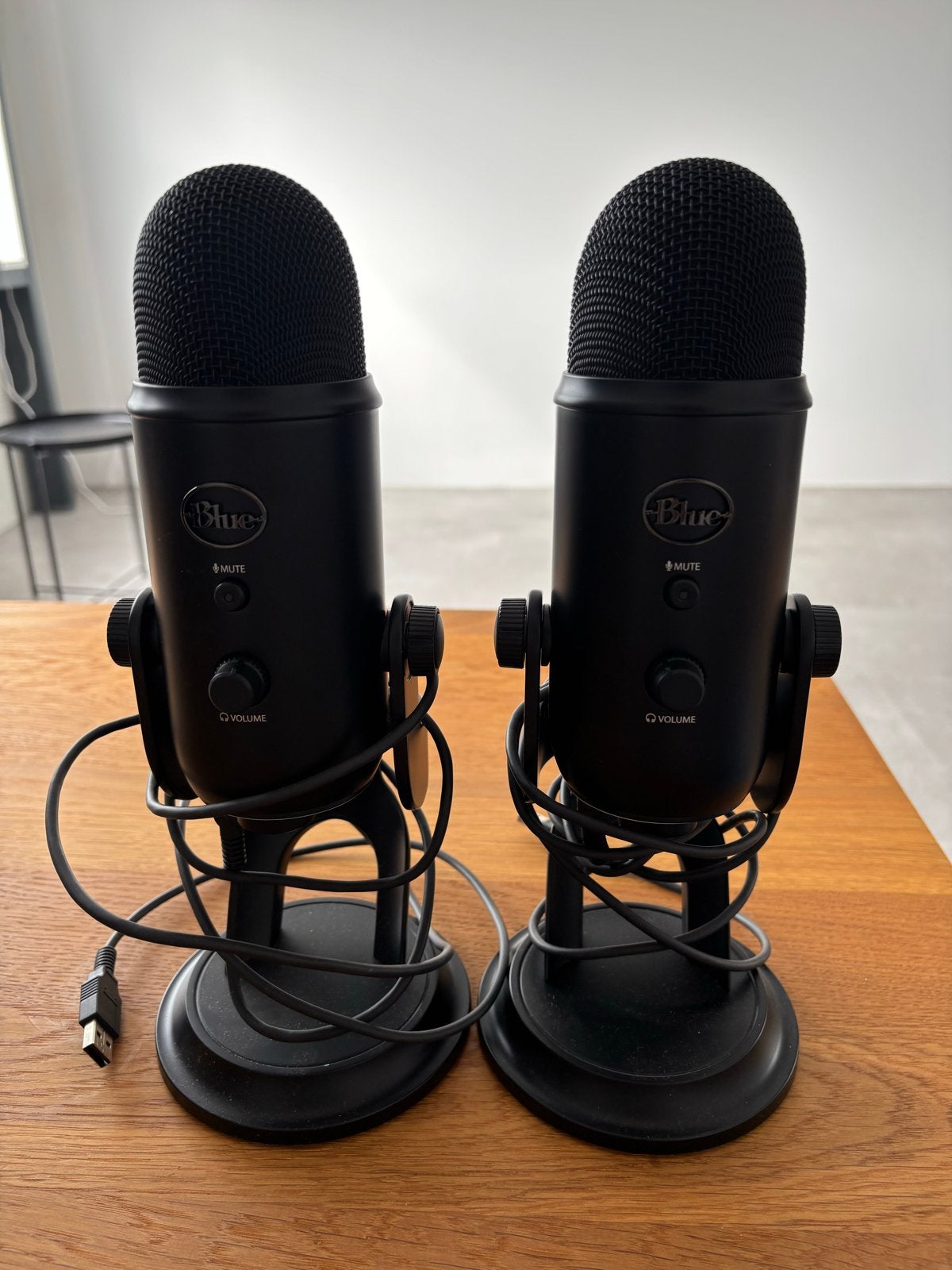 2x Blue Yeti USB Microfoons - Perfect voor Streaming/Podcast, Ophalen, Zo goed als nieuw, Studiomicrofoon