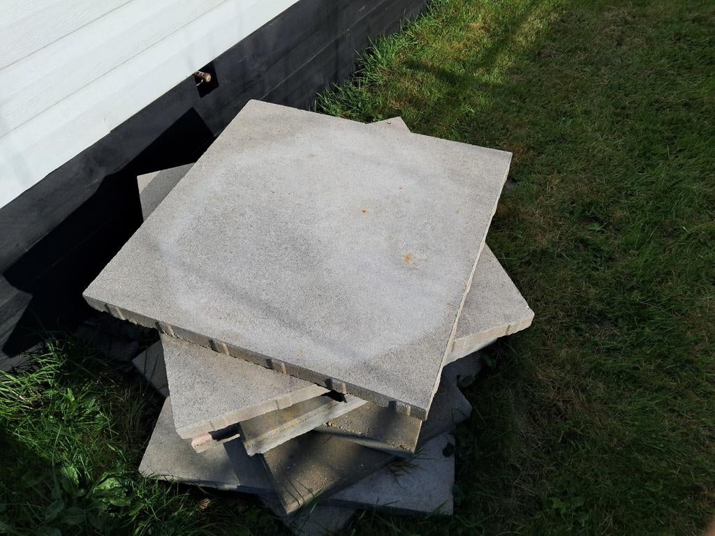 nieuwe terras tegels 60x60cm. Ophalen: in Burgh Haamstede, Ophalen, Nieuw, Minder dan 5 m², Beton