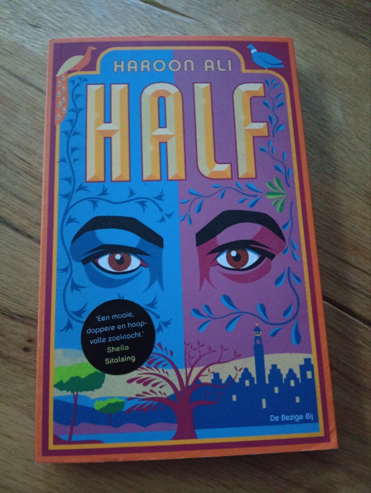 Half - Haroon Ali (Boek), Ophalen of Verzenden, Zo goed als nieuw, Haroon Ali, Overige
