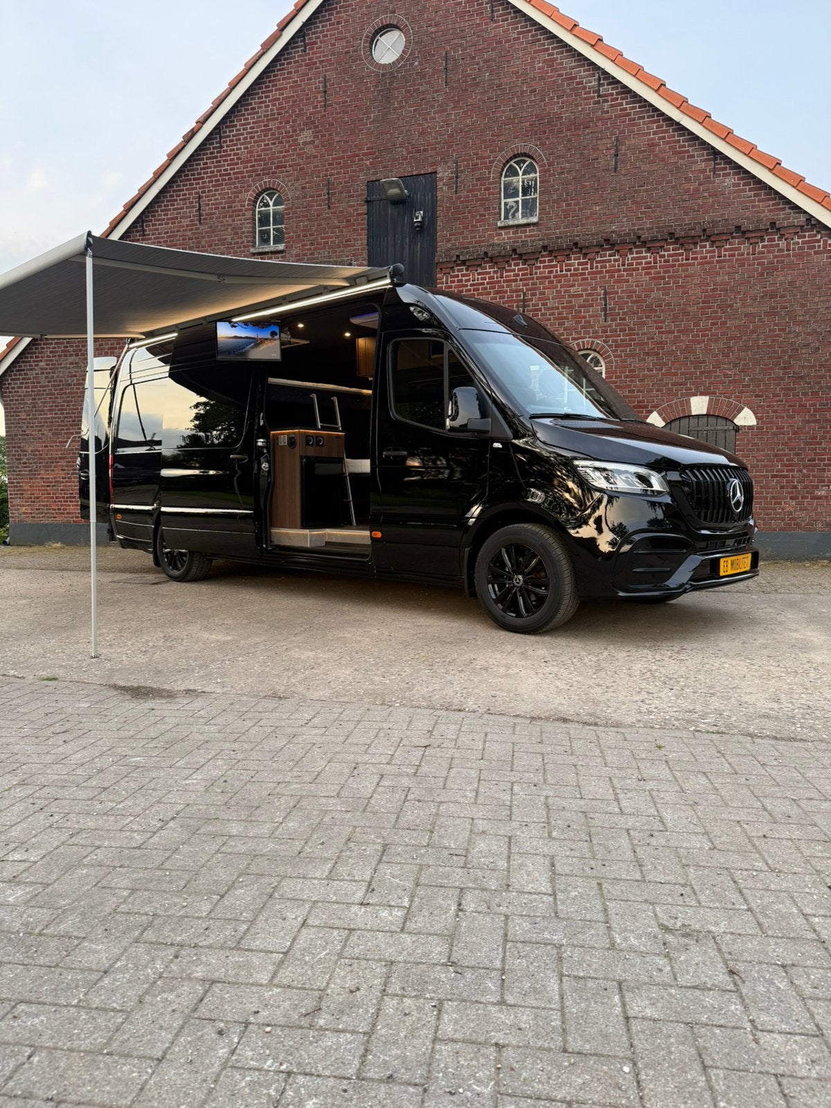 Mercedes Sprinter L3H2 AMG MX/Kart/Motorsport Camper NIEUW!!, Caravans en Kamperen, Campers, Bedrijf, tot en met 3, Buscamper of Camperbus