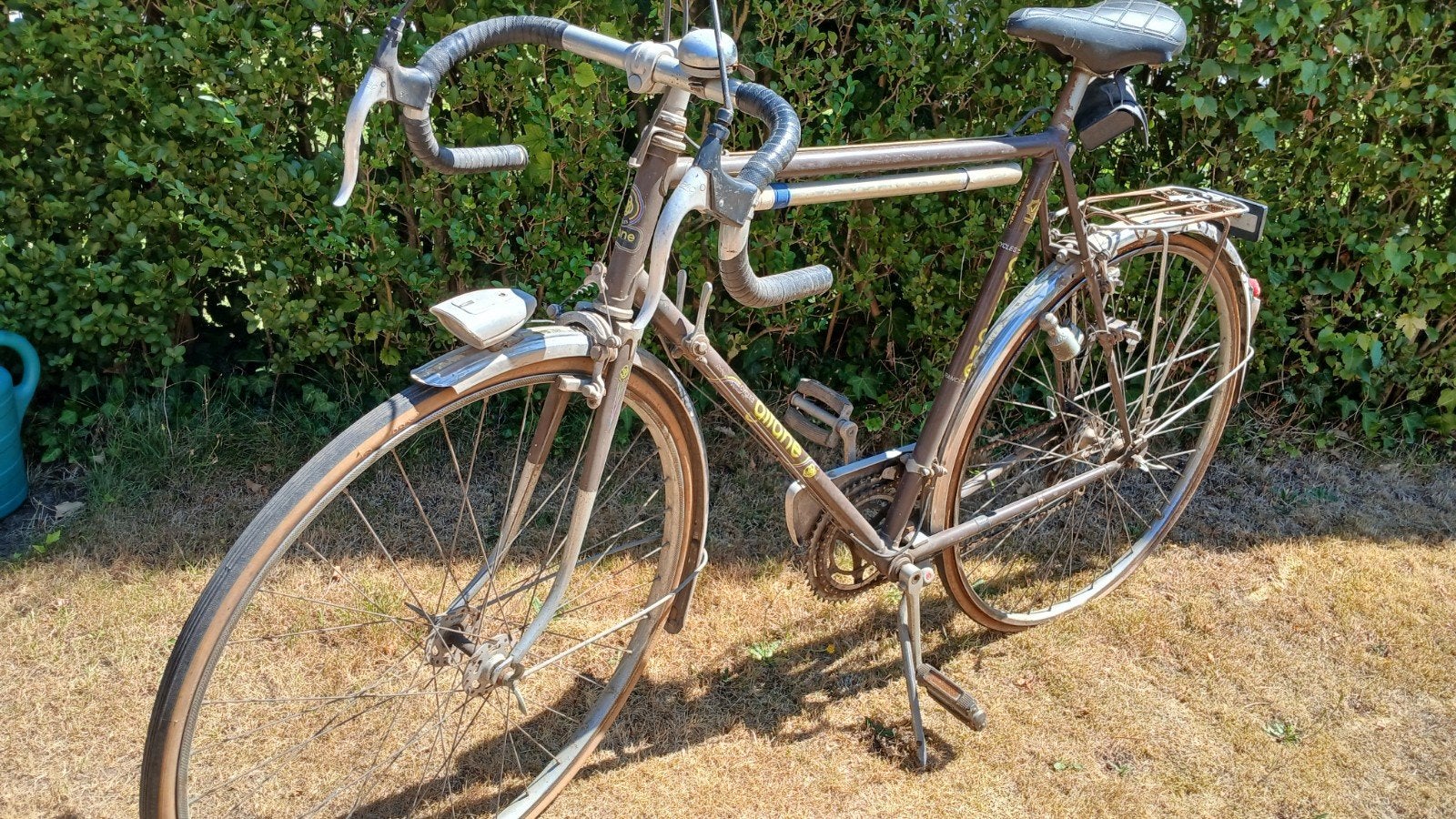 Retro oude racefiets 70ties, Ophalen