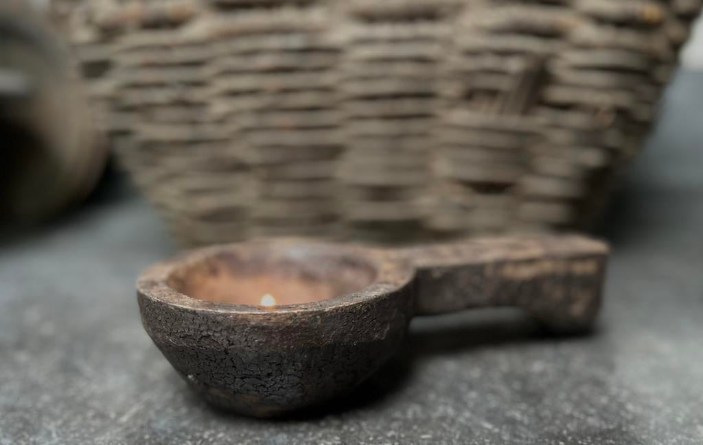 Decoatie houten lepel waxinelicht of amberblok sober sleets, Ophalen of Verzenden, Zo goed als nieuw, Rechthoekig, Hout