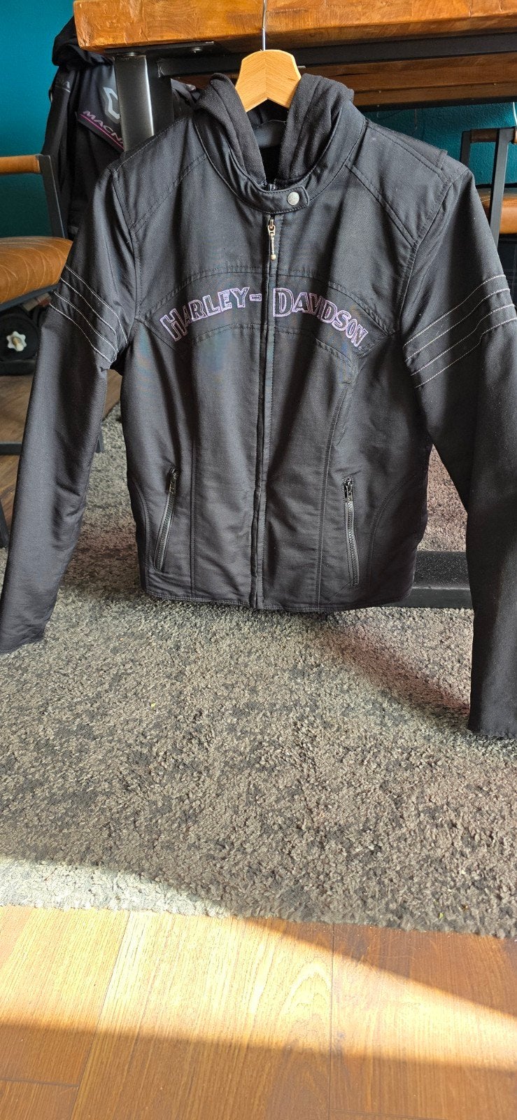Harley-Davidson Damesjas - Stijlvol en Comfortabel, Motoren, Harley-Davidson, Jas | textiel, Ophalen of Verzenden, Dames