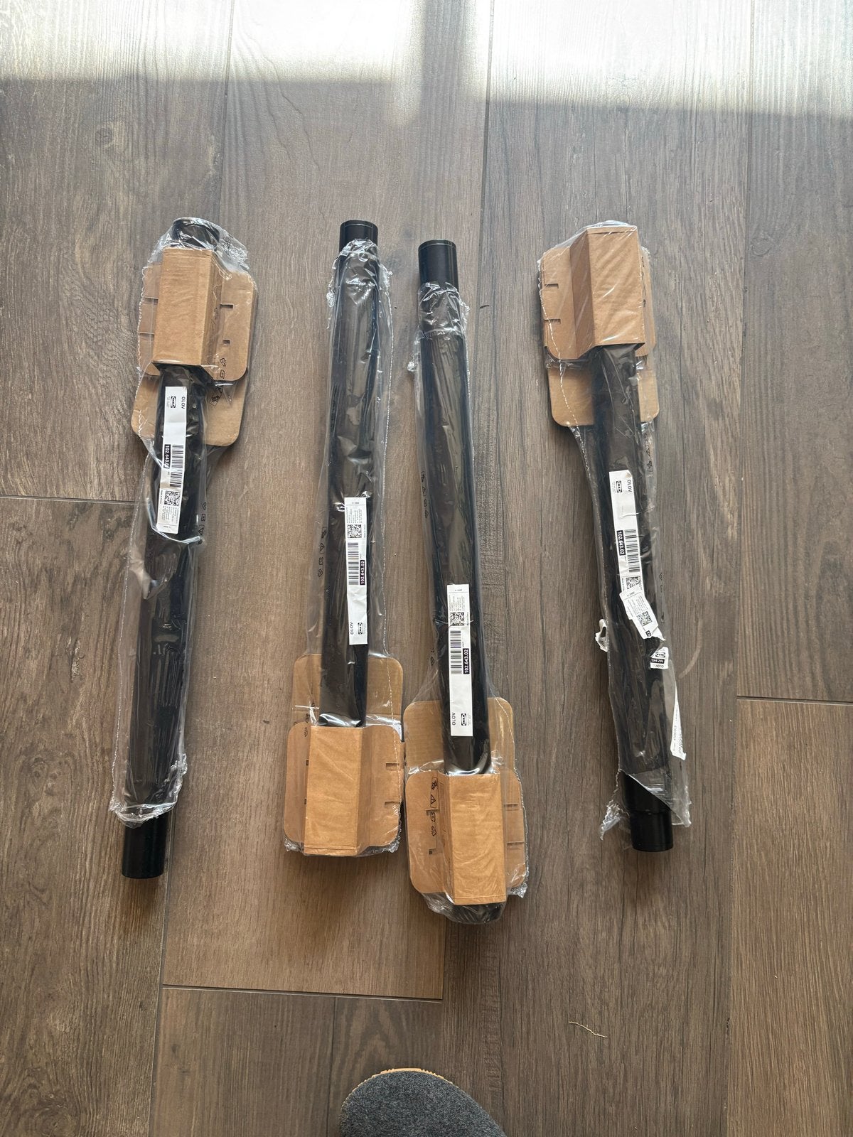 4 IKEA tafel/bureau poten, zwart, in hoogte verstelbaar, Ophalen, Zwart, IKEA, Nieuw