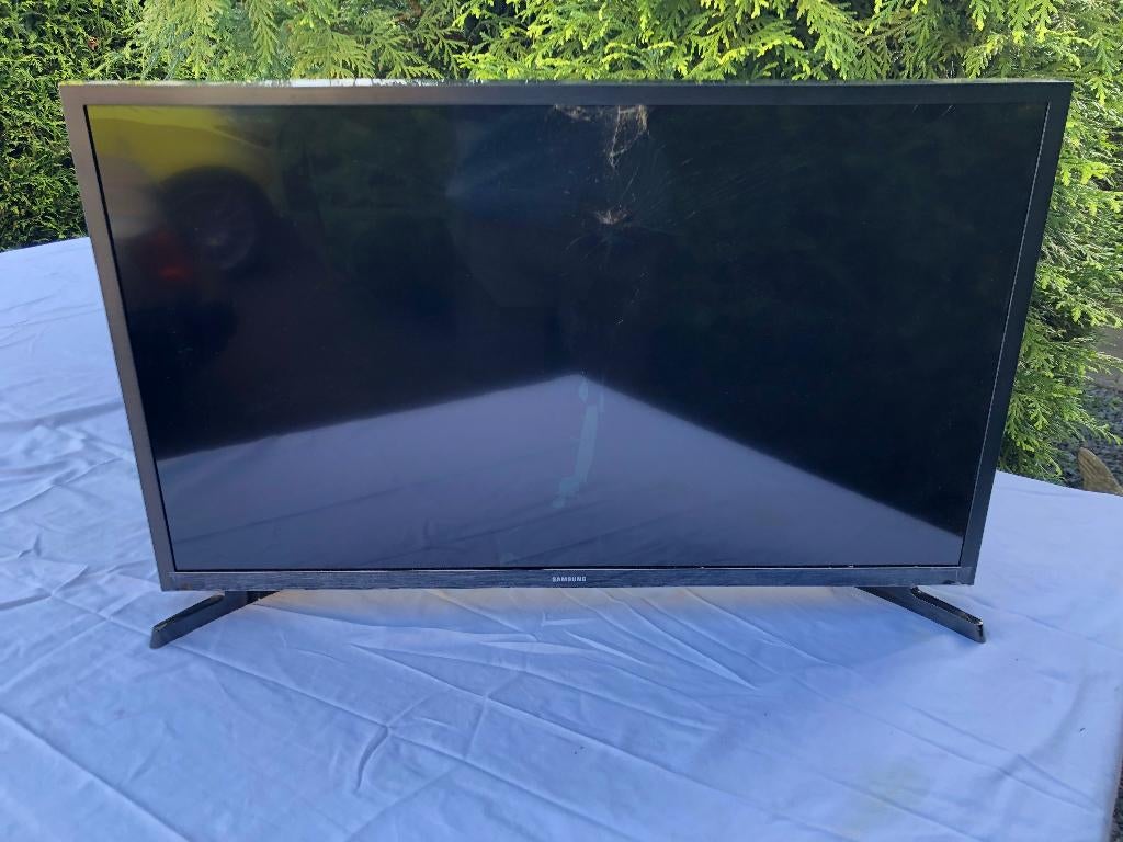 LED TV samsung  -   defect - zie foto s, Ophalen, 100 cm of meer, 120 Hz, Samsung