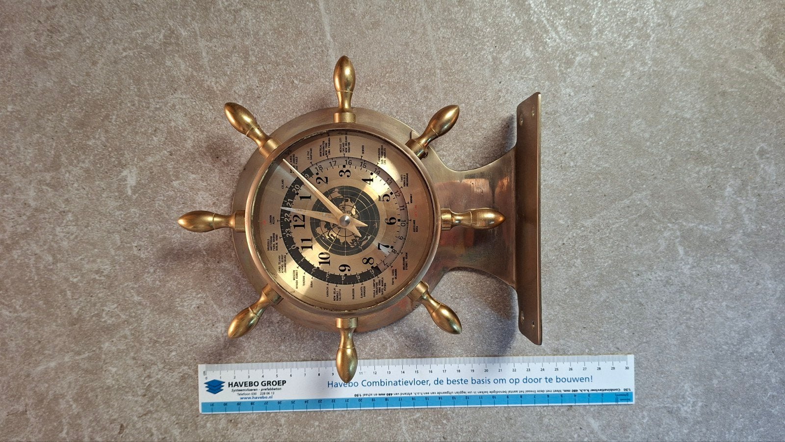 Messing scheepsKlok op Standaard - uurwerk Quartz, Ophalen of Verzenden, Motorboot of Zeilboot