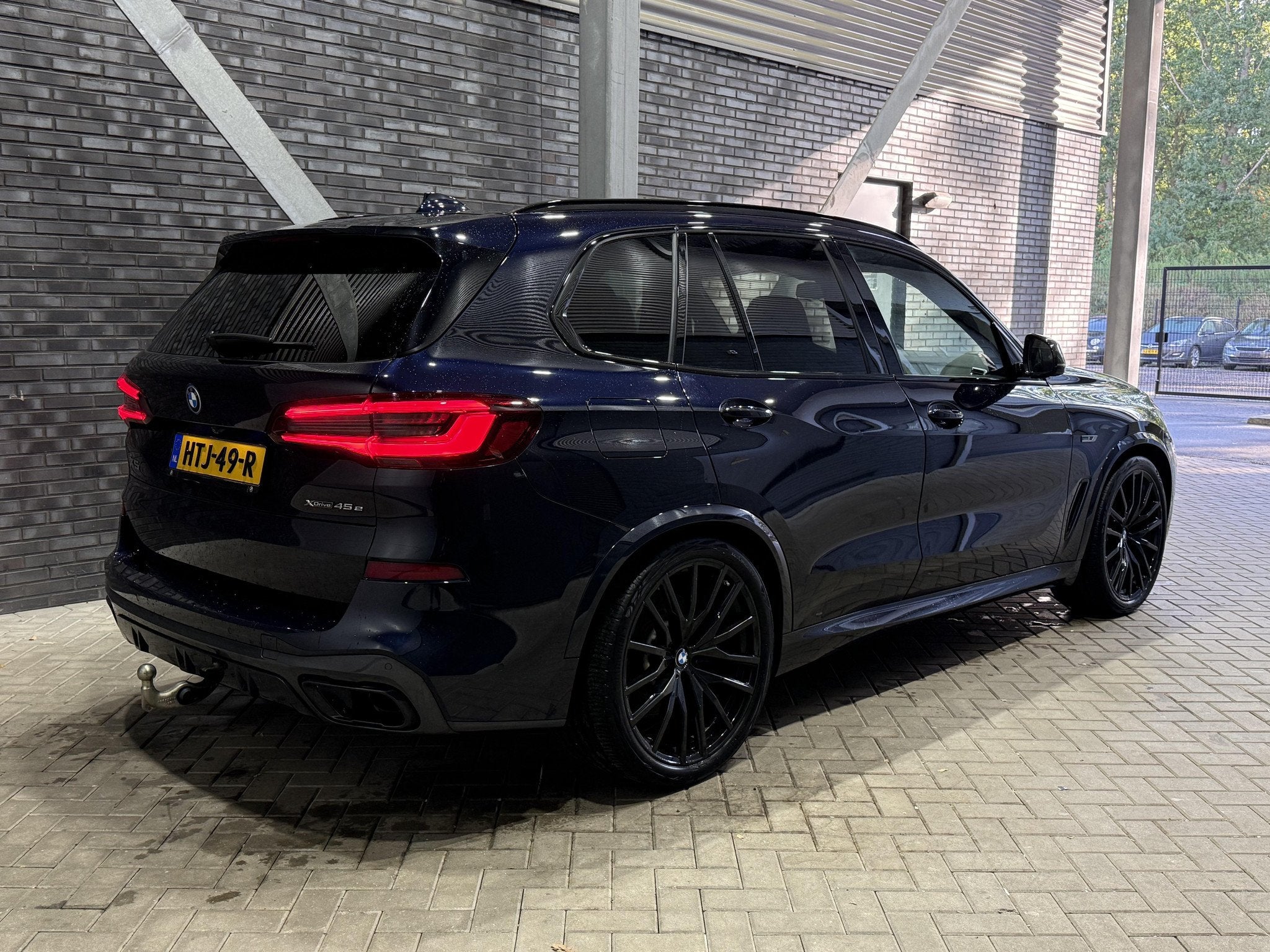 BMW X5 xDrive45e High Executive | Luchtvering | Panoramadak, Gebruikt, 394 pk, Zwart, Vierwielaandrijving