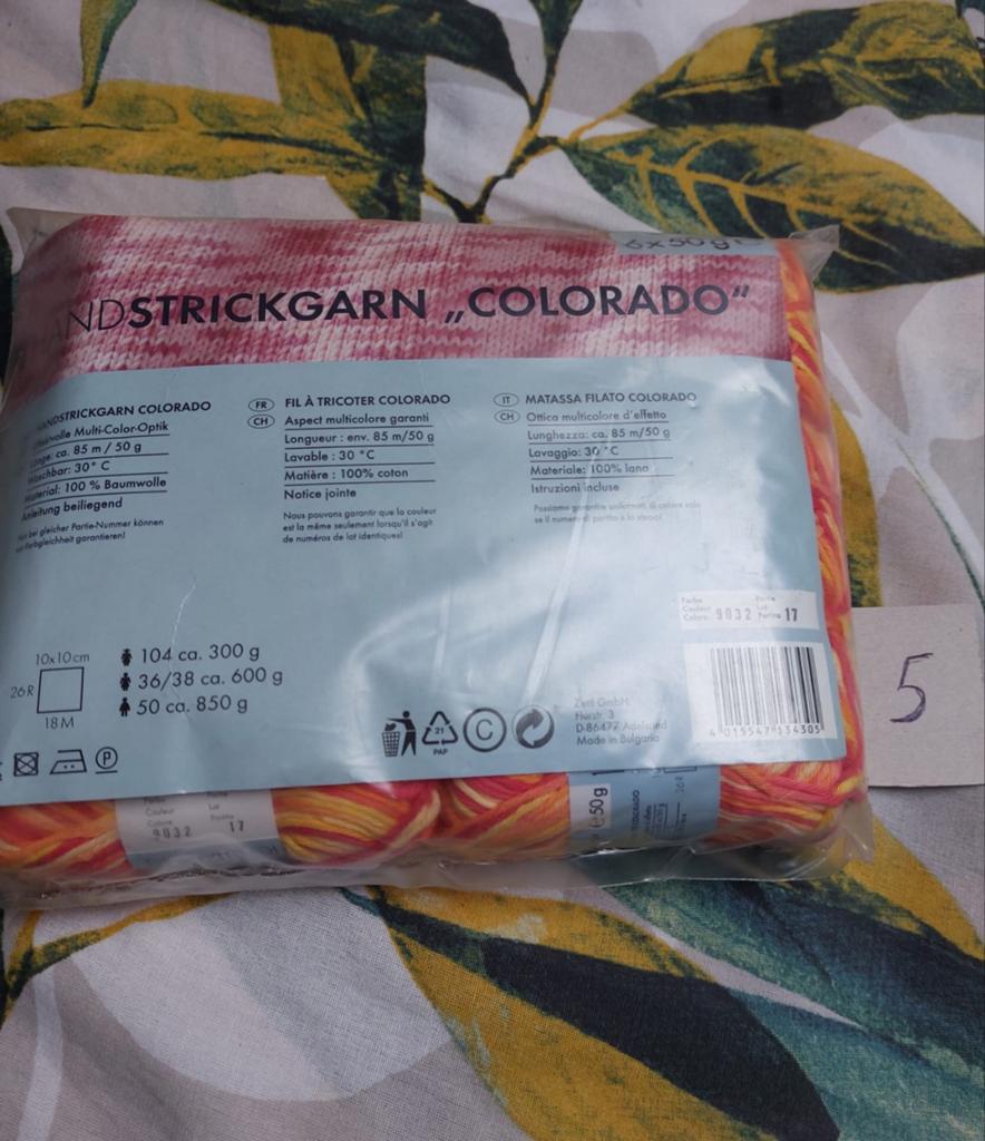 Breipakket 6 bollen wol geel/oranje/rood gemêleerd, Hobby en Vrije tijd, Ophalen of Verzenden, Nieuw, Breien of Haken, Wol of Garen
