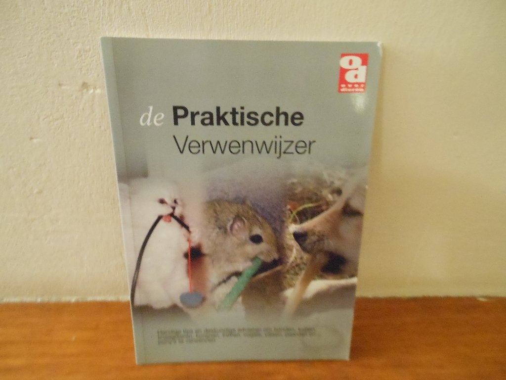 De praktische verwenwijzer, Ophalen of Verzenden, Zo goed als nieuw, Honden