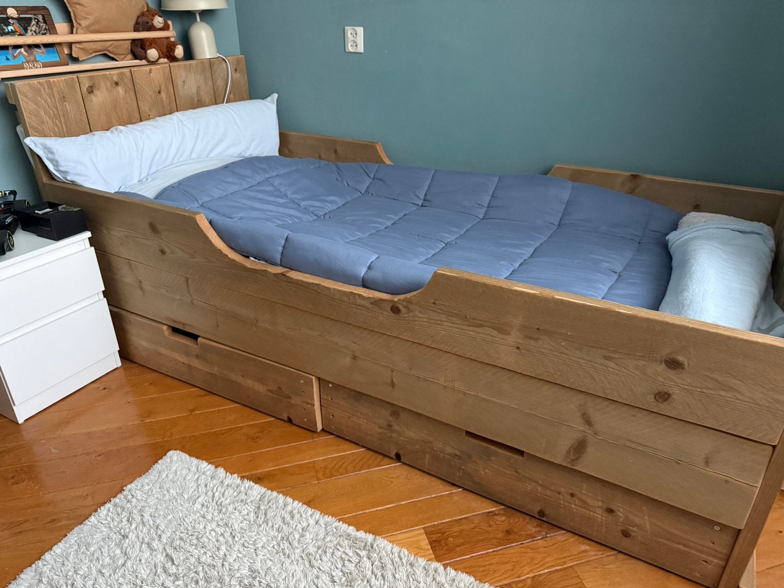 Eenpersoonsbed (hout), Ophalen, 85 tot 100 cm, Zo goed als nieuw, Lattenbodem