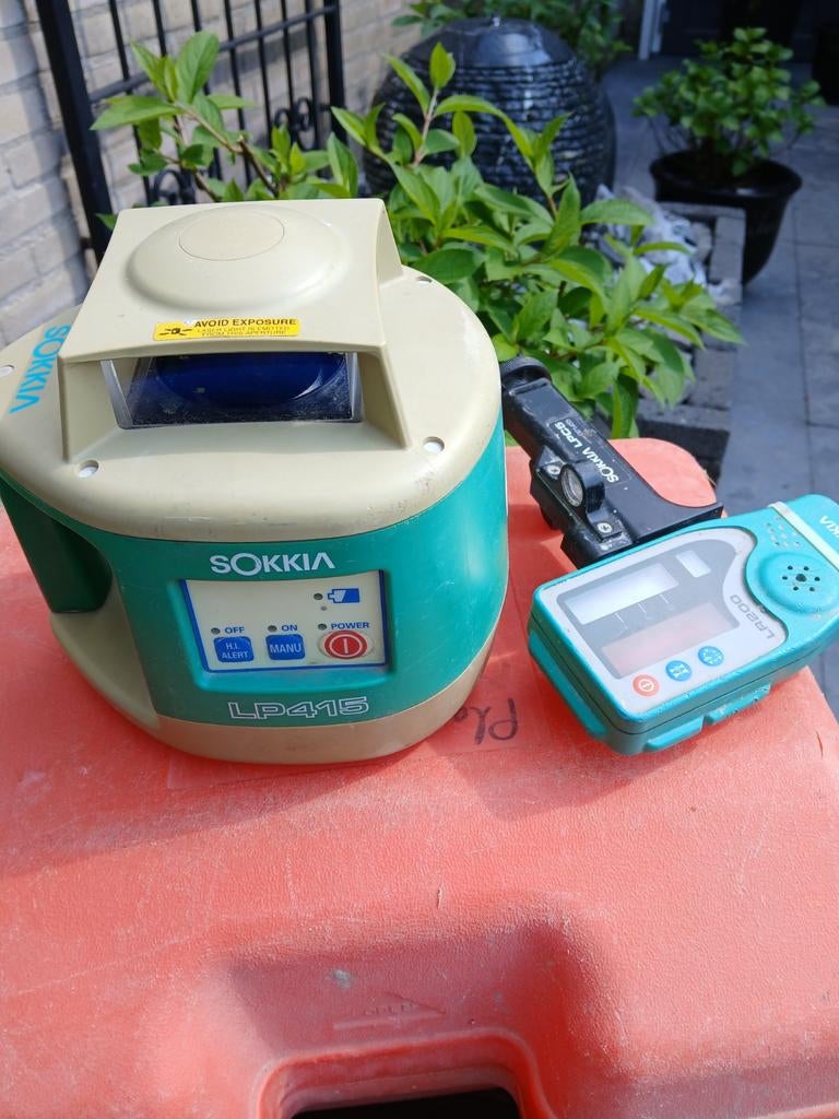 Sokkia LP415 Bouwlaser met ontvanger en koffer, Ophalen, Gebruikt, Overige meters