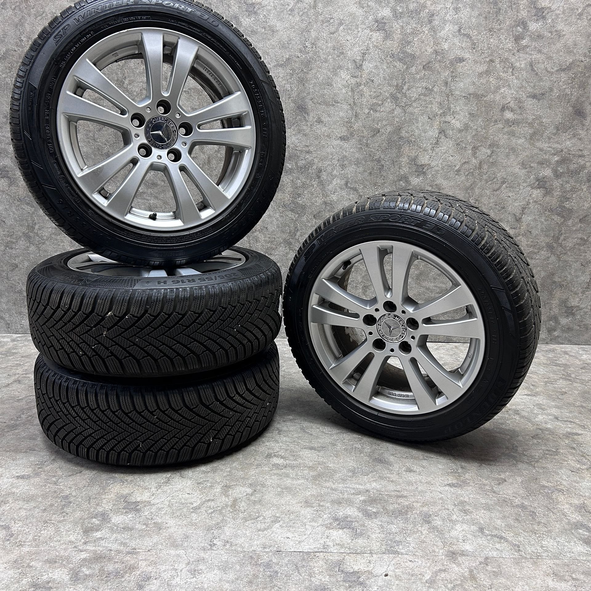 Diversen 16 inch velgen + winterbanden MB A B CLA